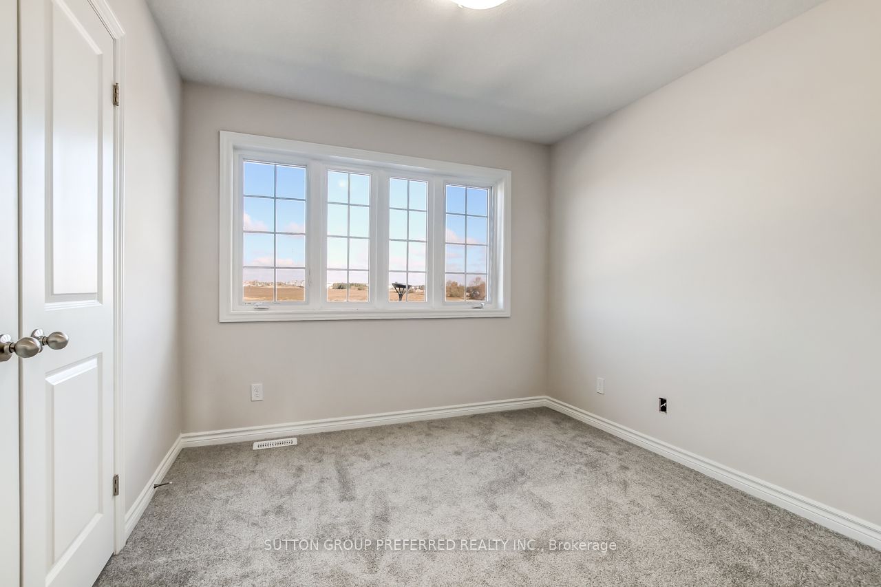 371 Kennington Way Property Photo 15
