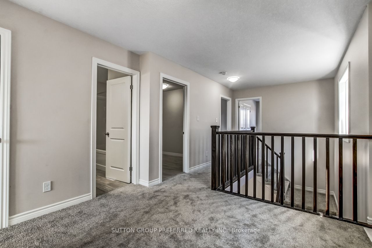 371 Kennington Way Property Photo 20
