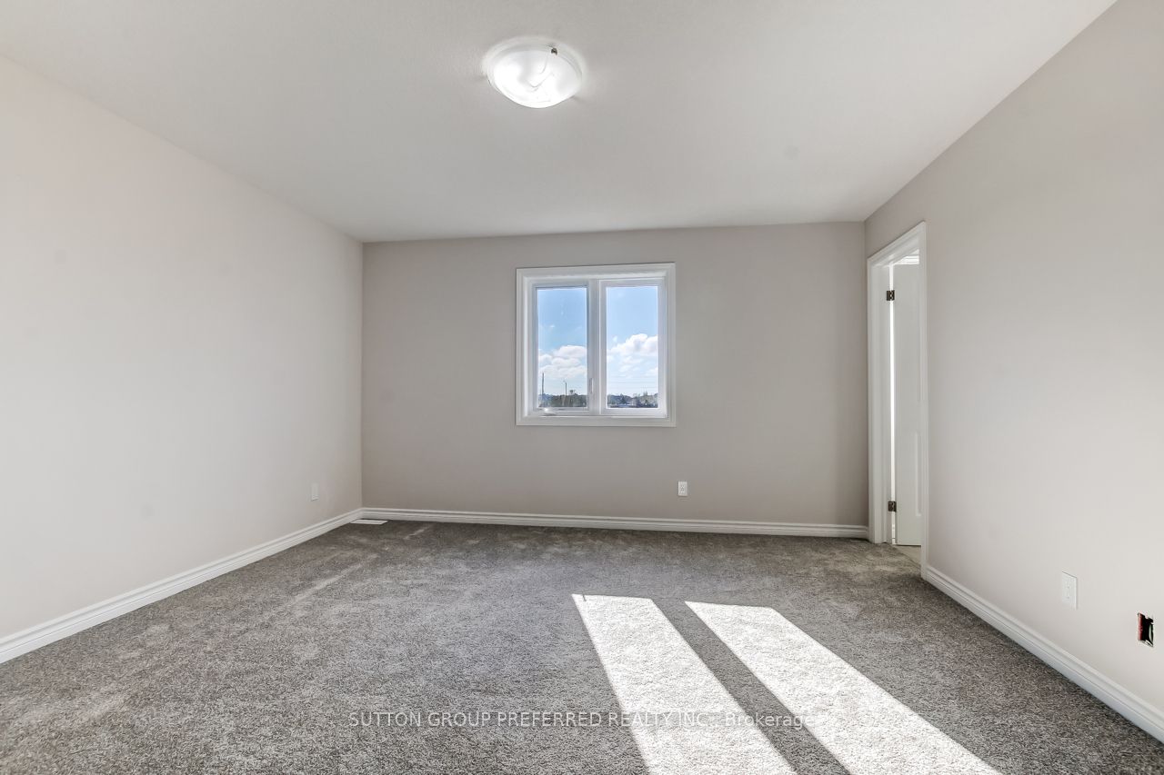 371 Kennington Way Property Photo 22