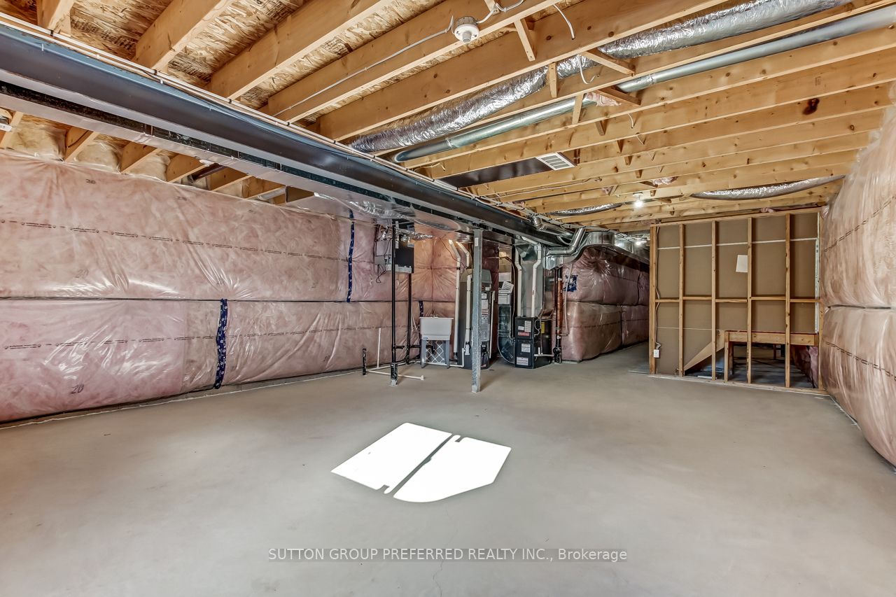 371 Kennington Way Property Photo 26