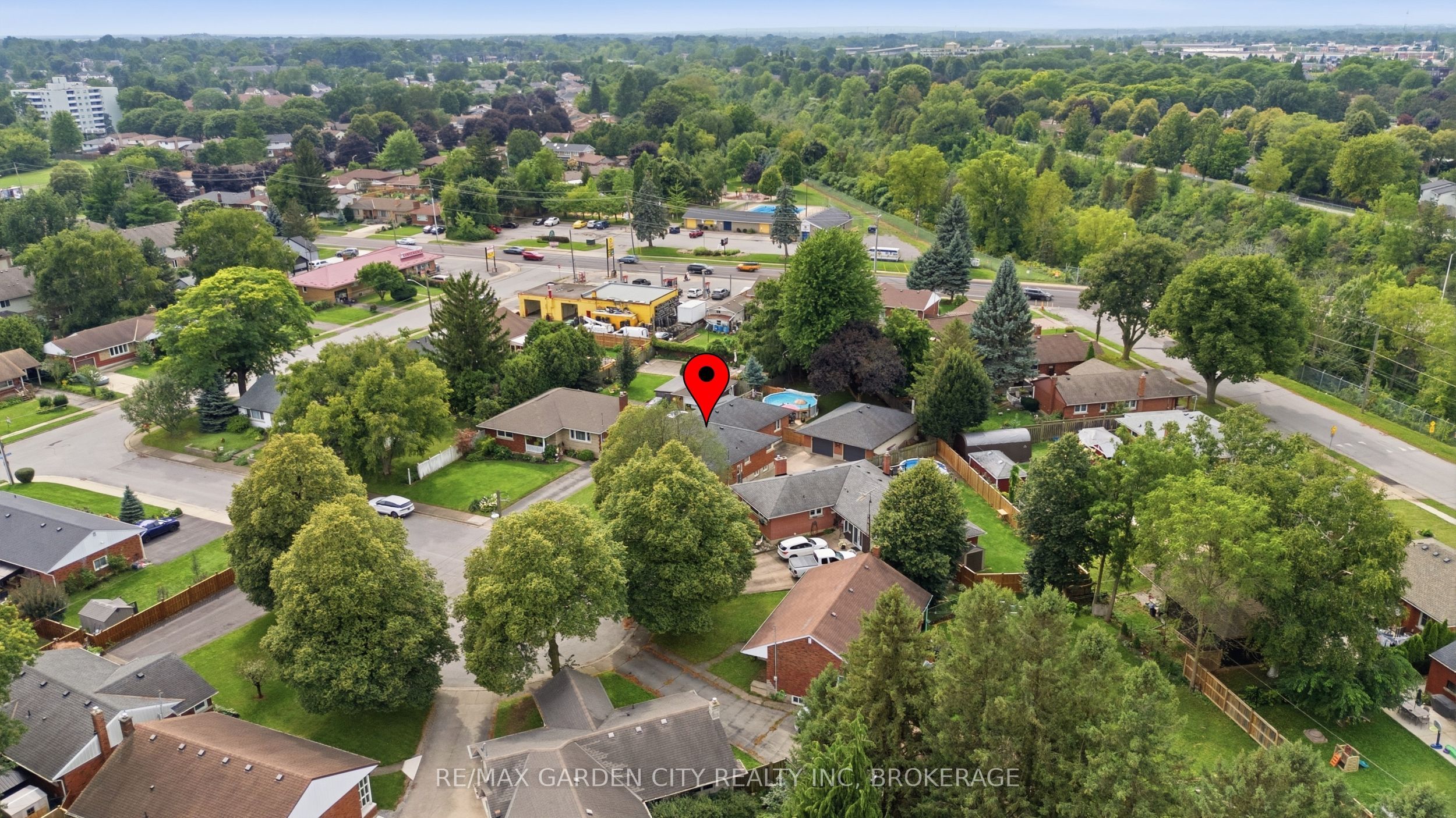 4993 Rendall Crescent Property Photo 44