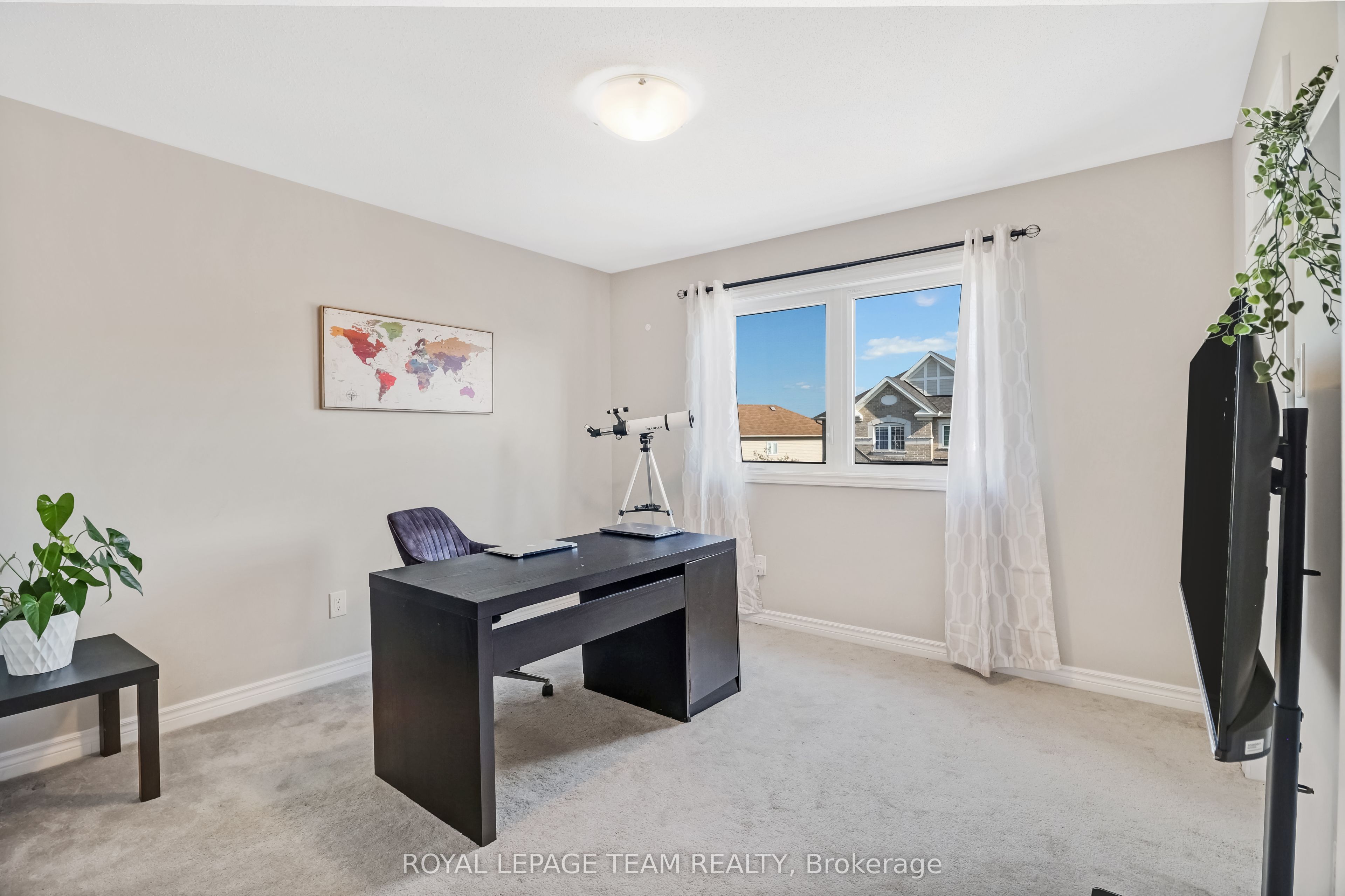 3 Stoneleigh Street Property Photo 25