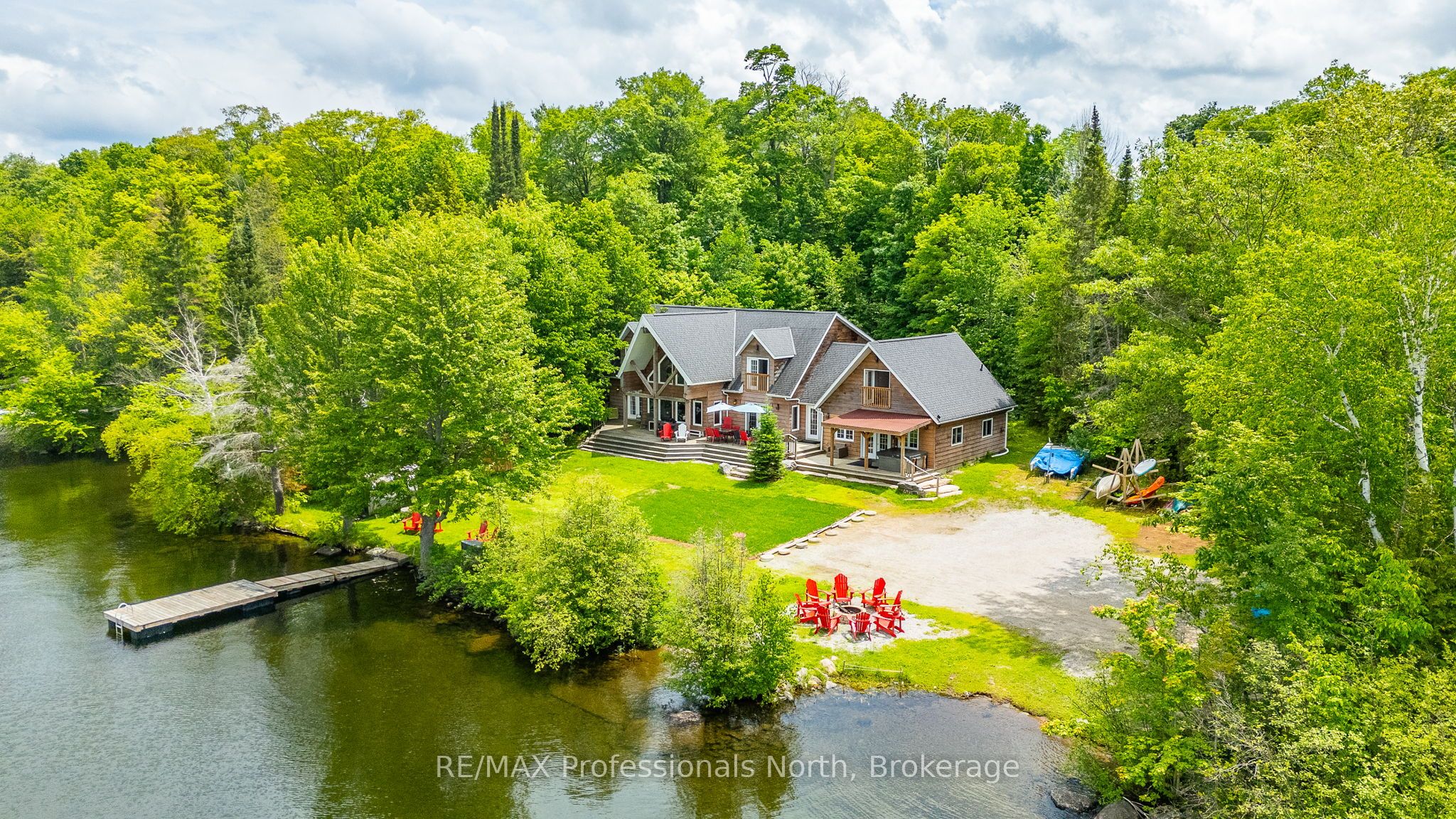 17102 Highway 35 Property Photo 1