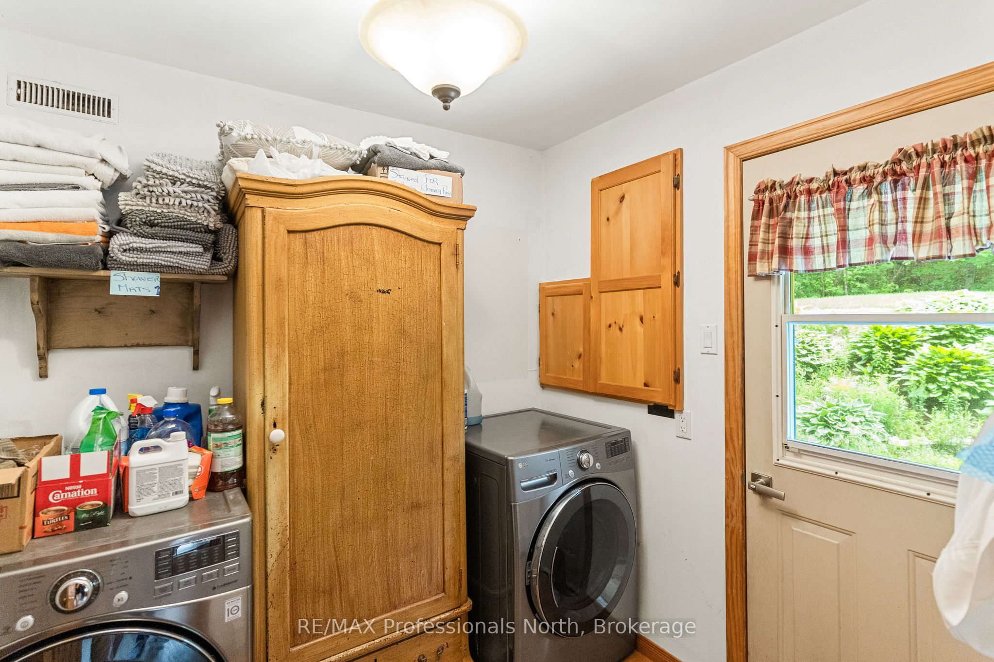 17102 Highway 35 Property Photo 14