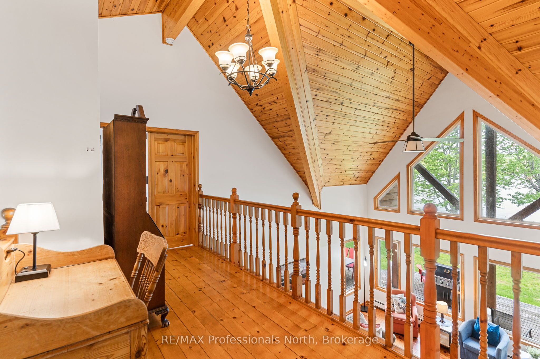 17102 Highway 35 Property Photo 24