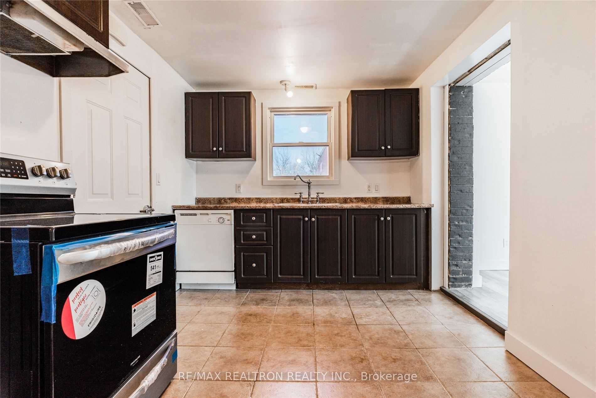 26 Florence Street Property Photo 8
