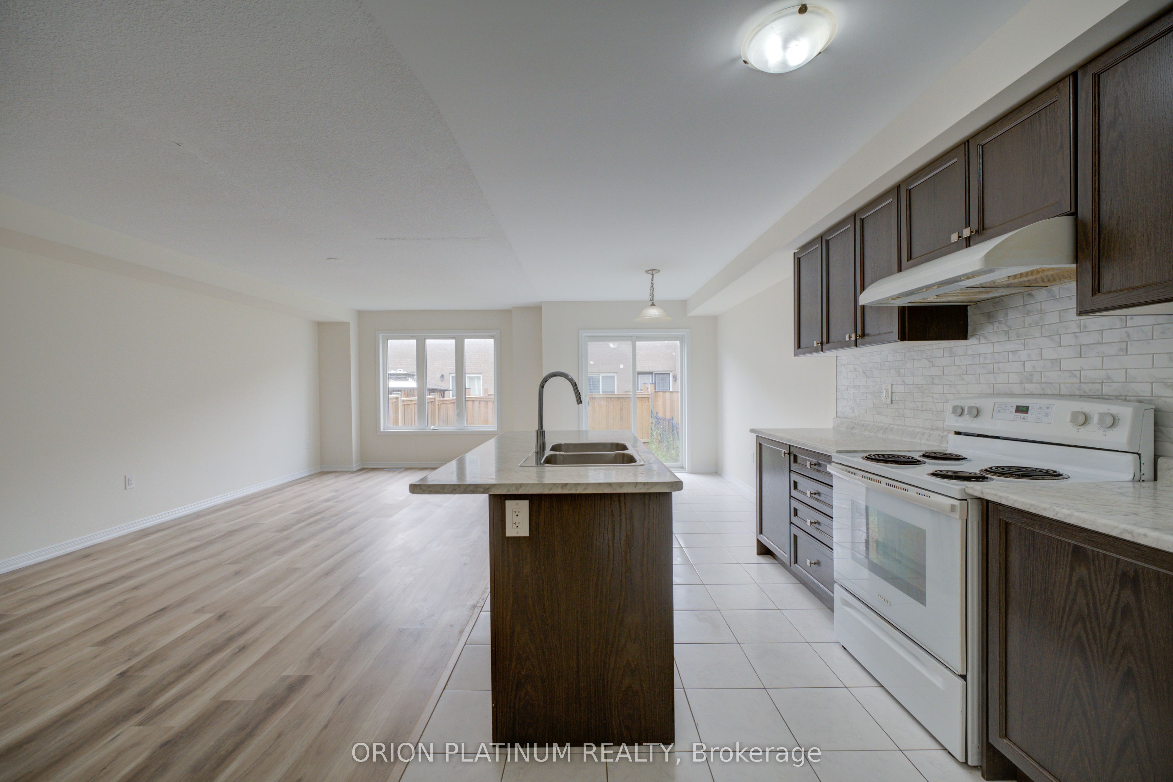 140 Munro Circle Property Photo 7