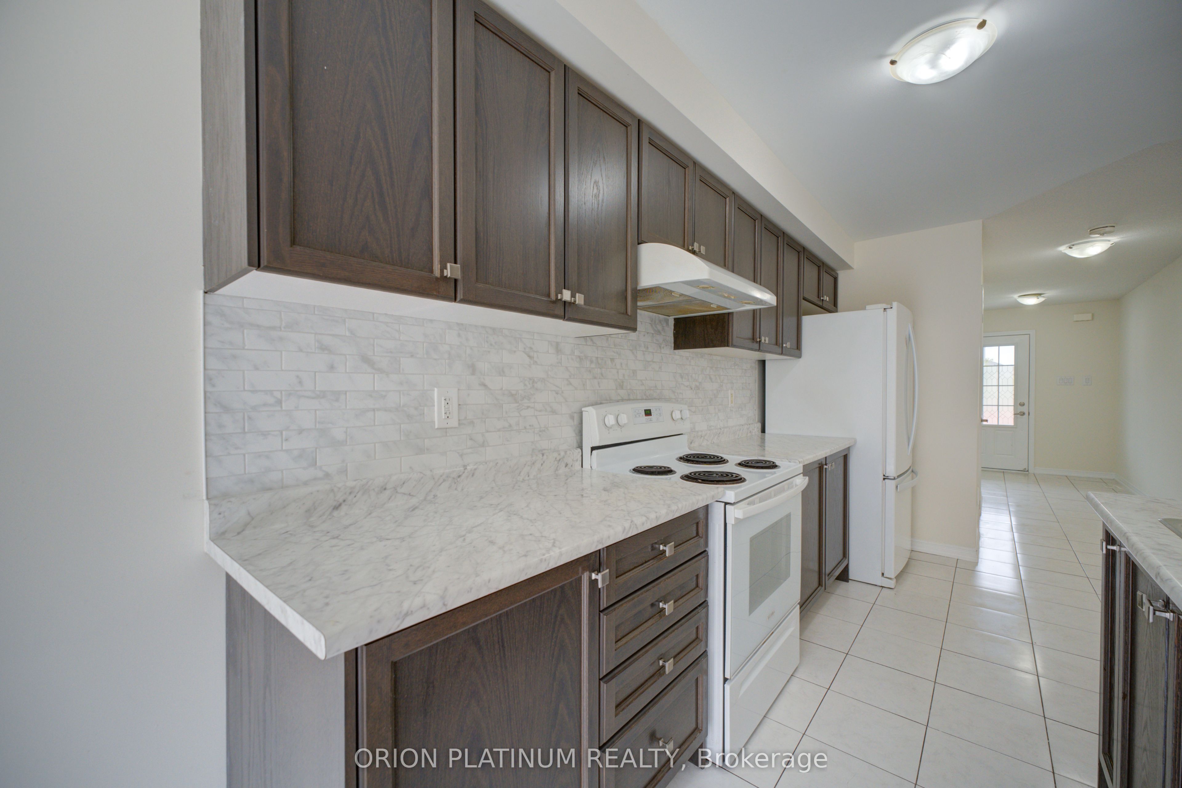 140 Munro Circle Property Photo 8