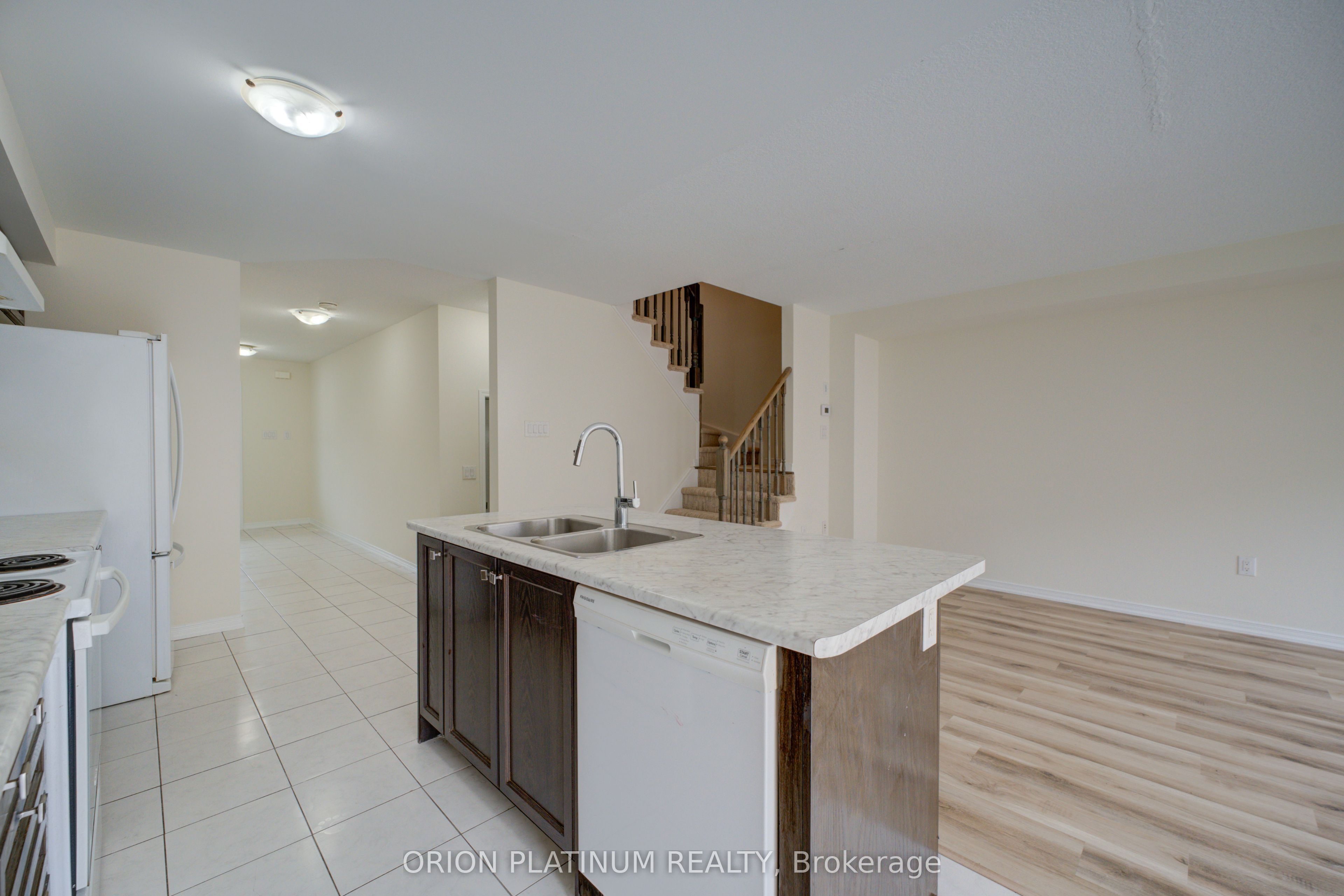 140 Munro Circle Property Photo 9