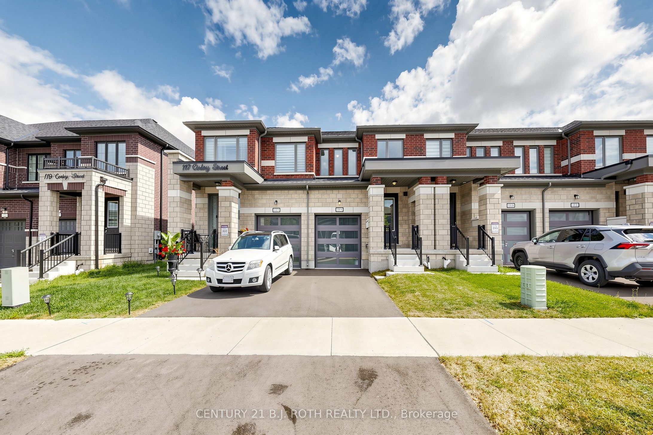 115 Corley Street E Property Photo 1