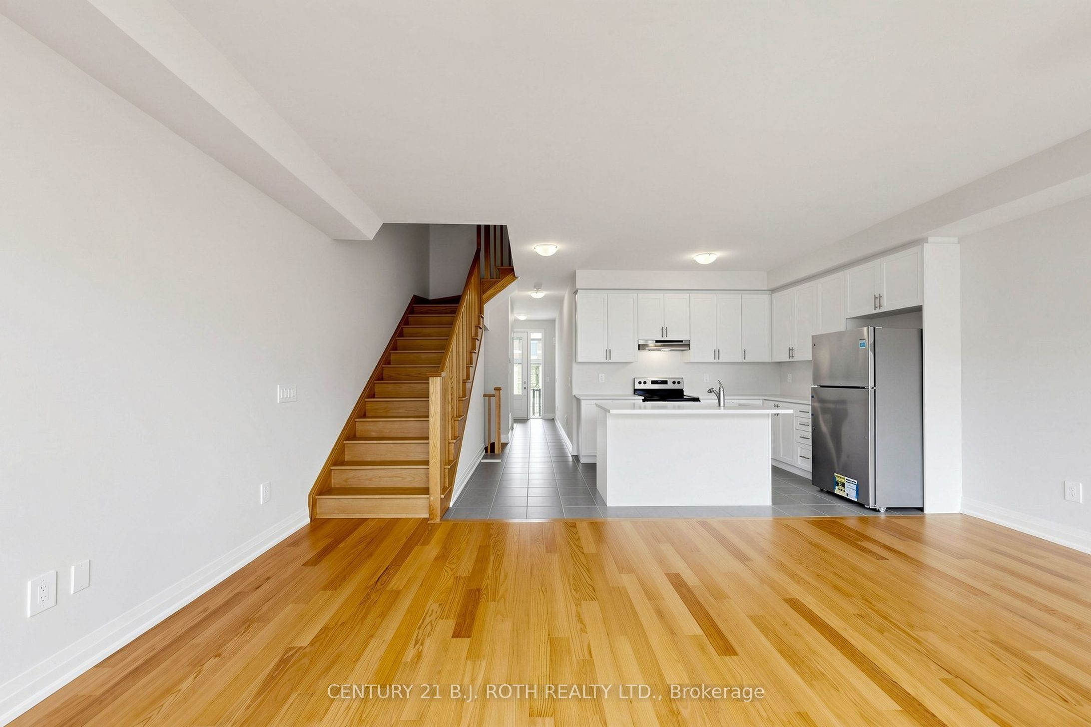 115 Corley Street E Property Photo 11