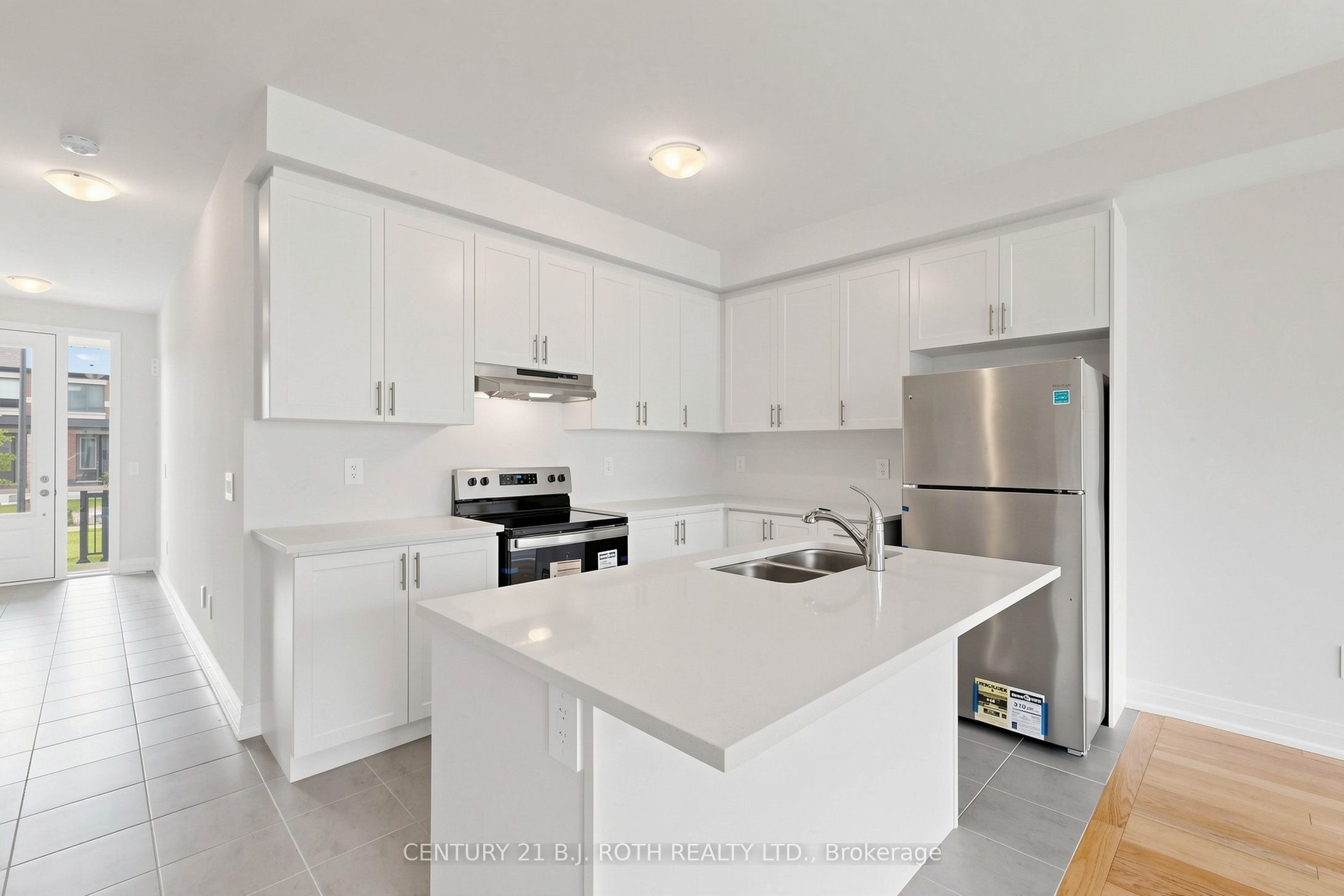 115 Corley Street E Property Photo 15