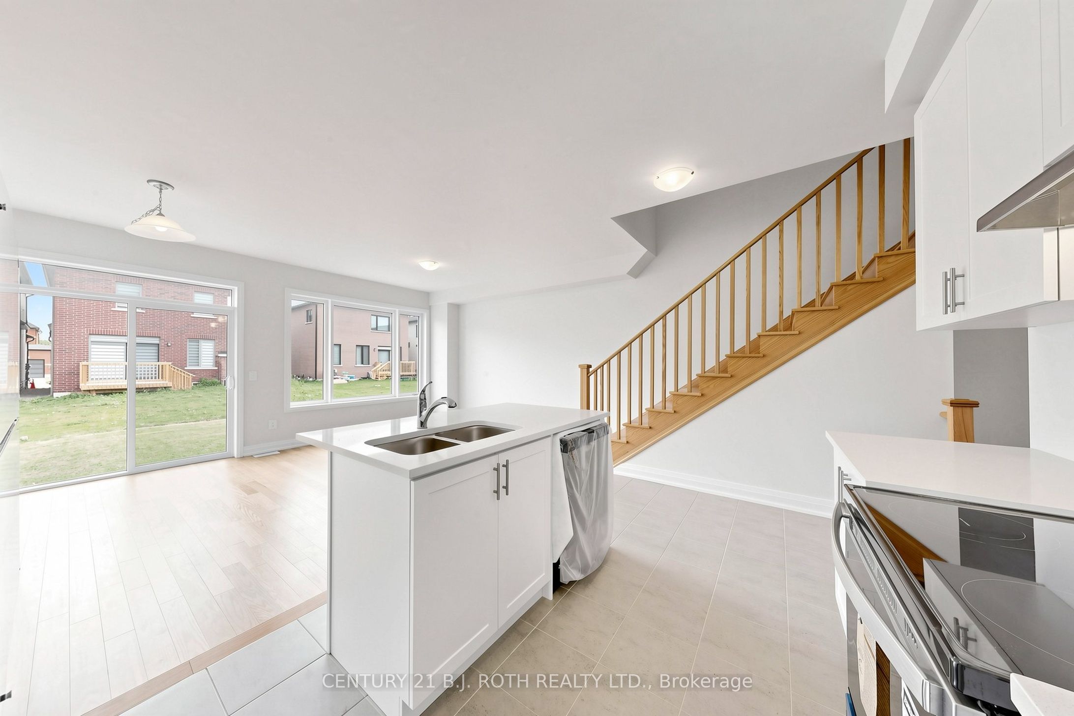 115 Corley Street E Property Photo 20
