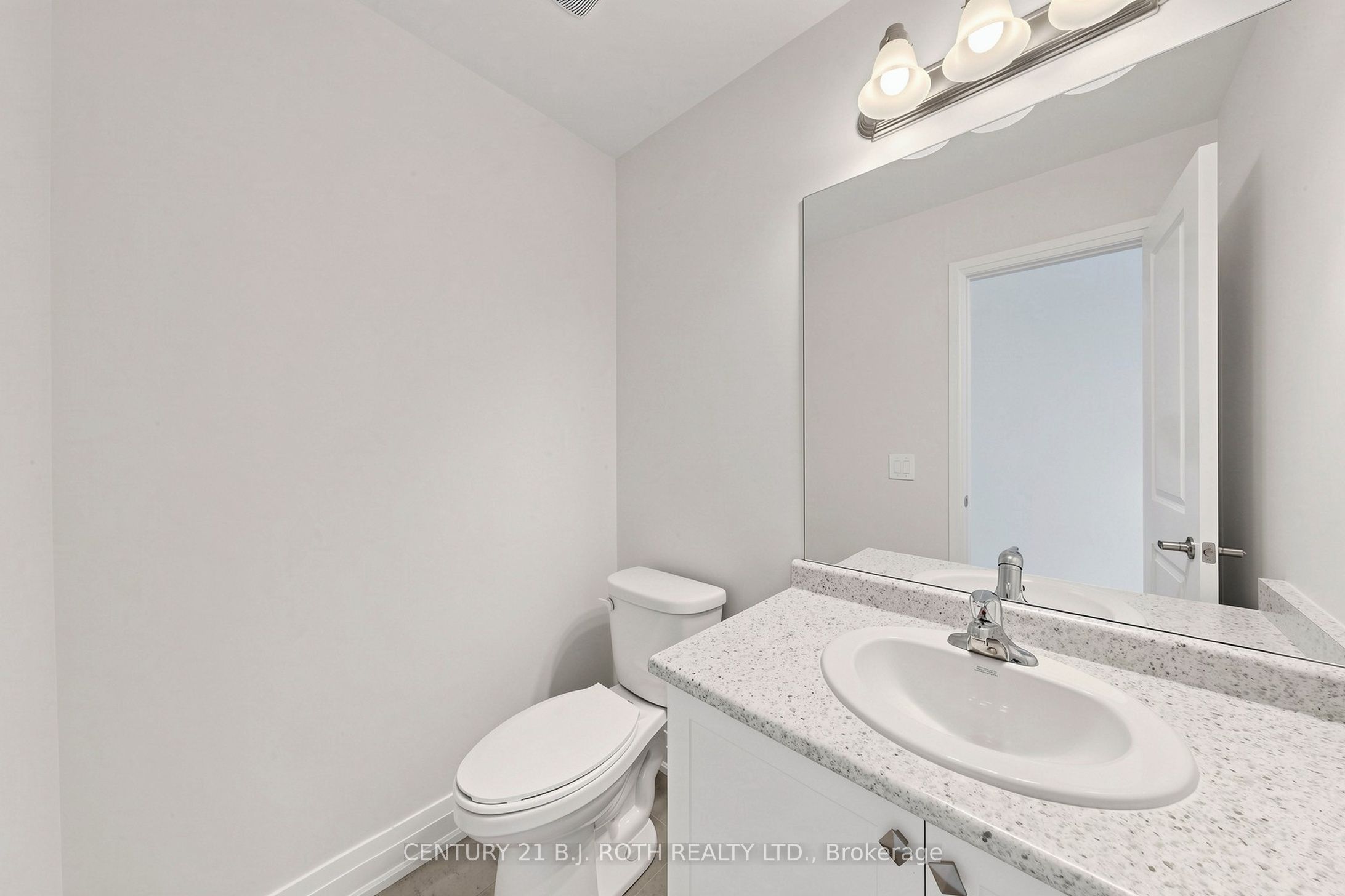 115 Corley Street E Property Photo 22
