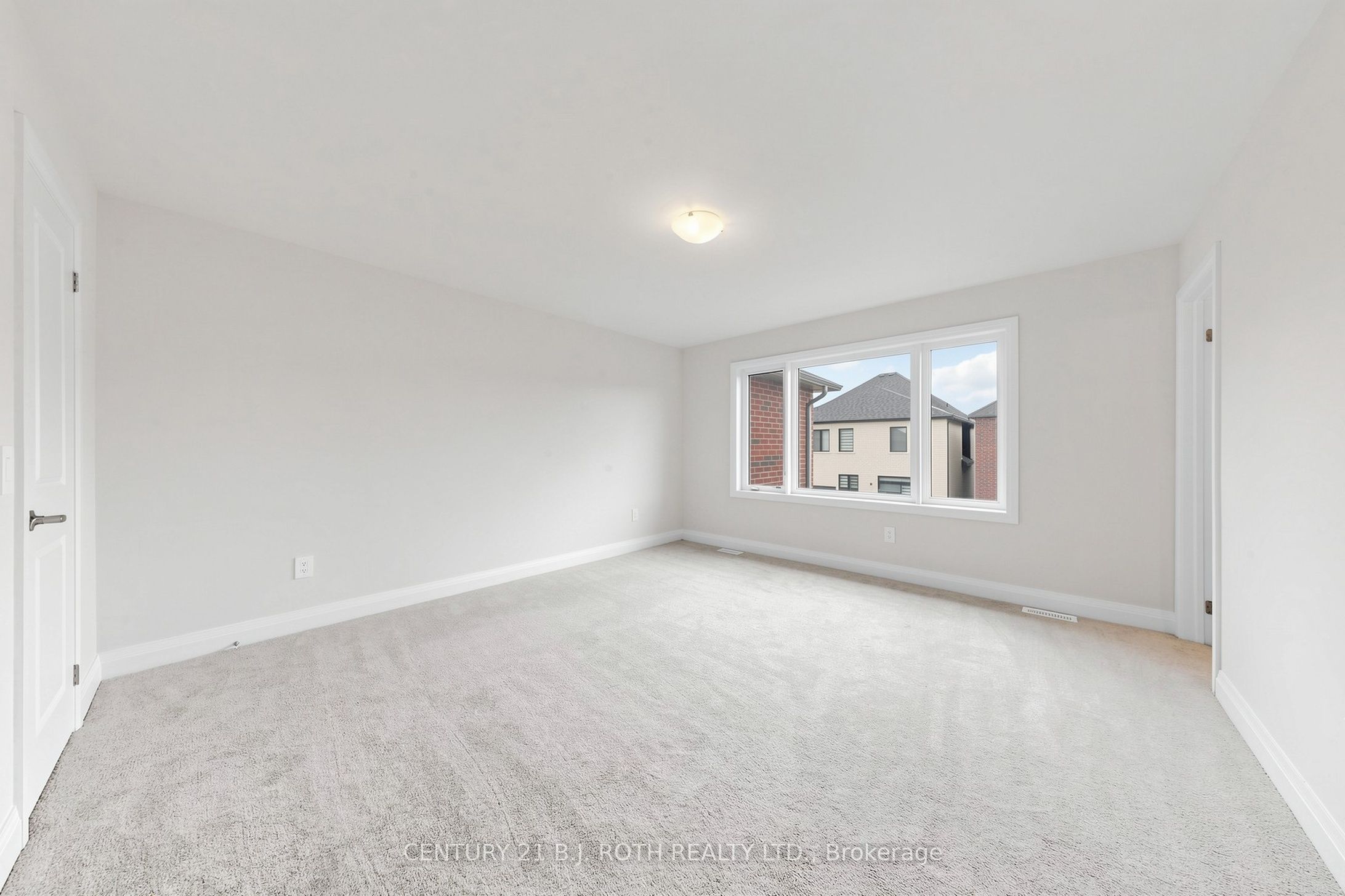 115 Corley Street E Property Photo 25