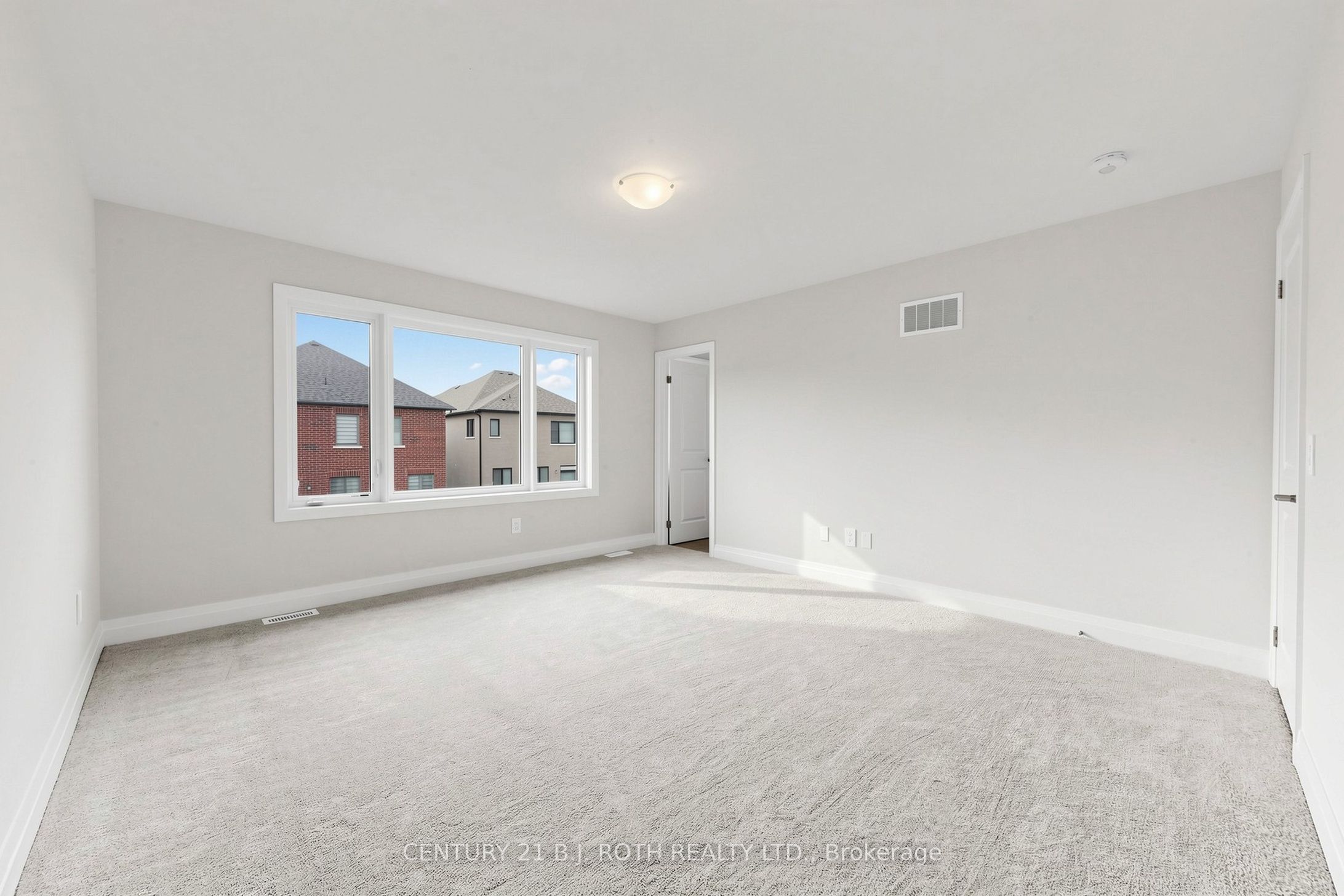115 Corley Street E Property Photo 27