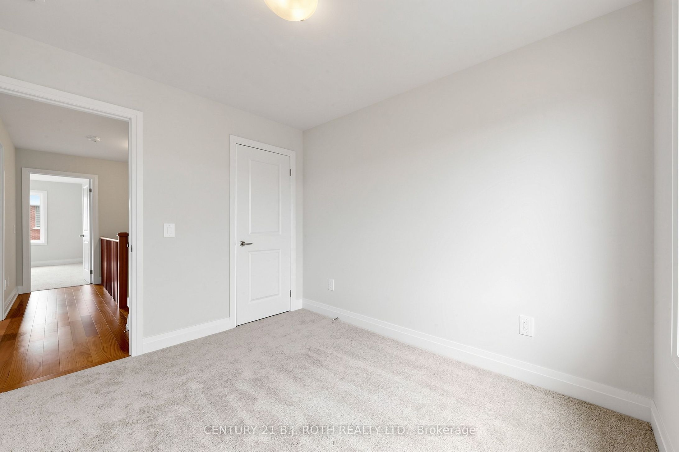 115 Corley Street E Property Photo 38
