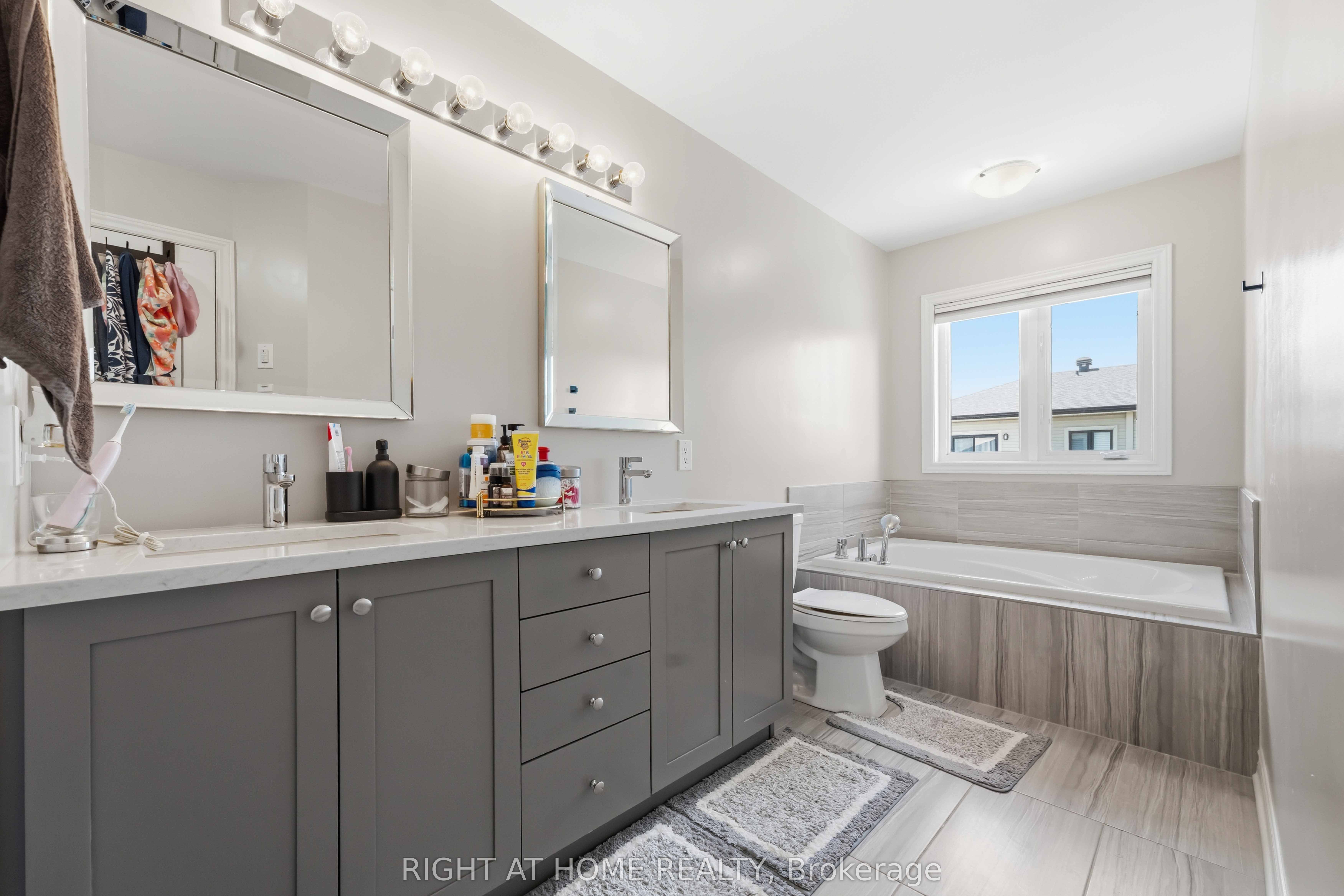 264 Pembina Private 92 Property Photo 24