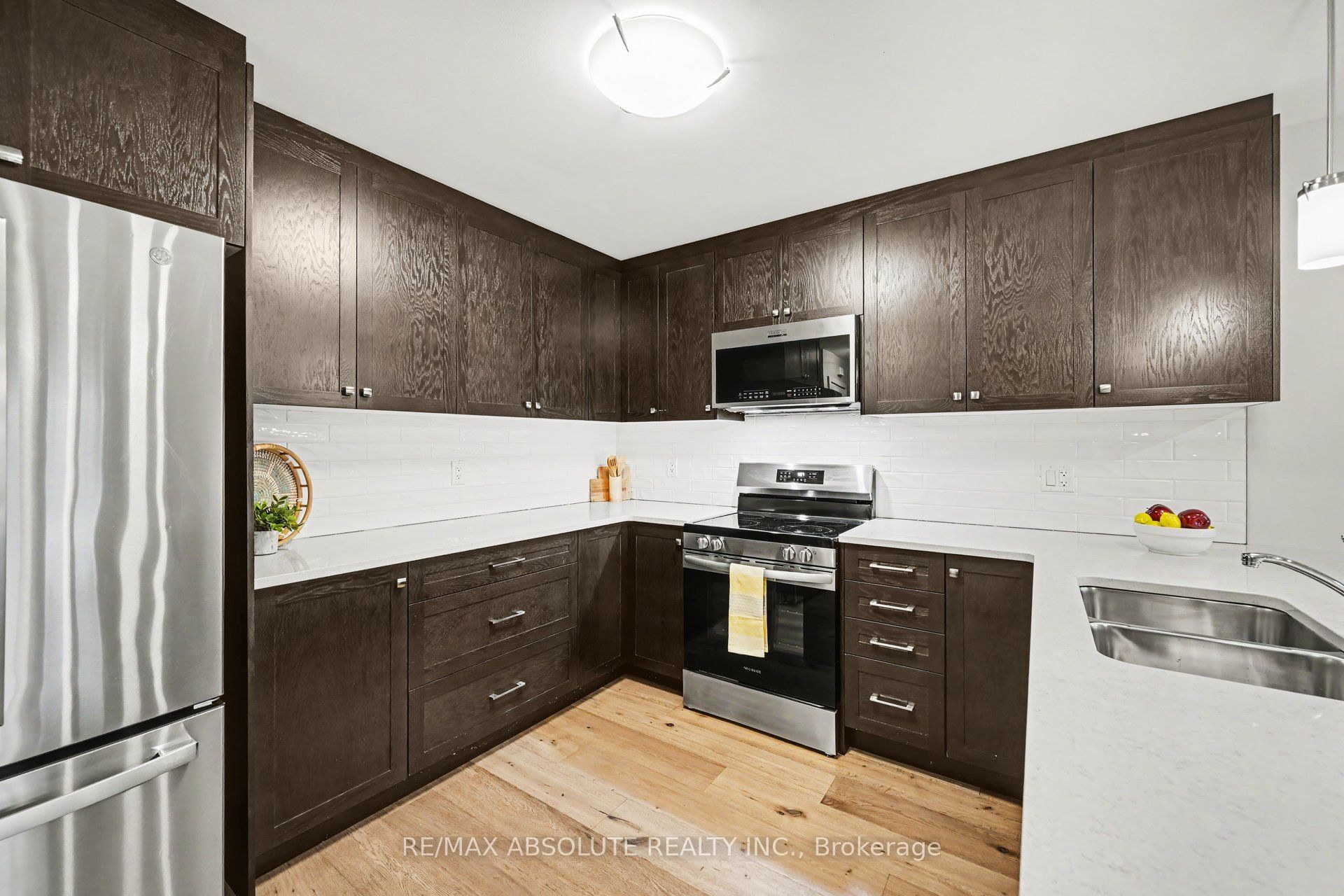 186 Seabert Drive Property Photo 7
