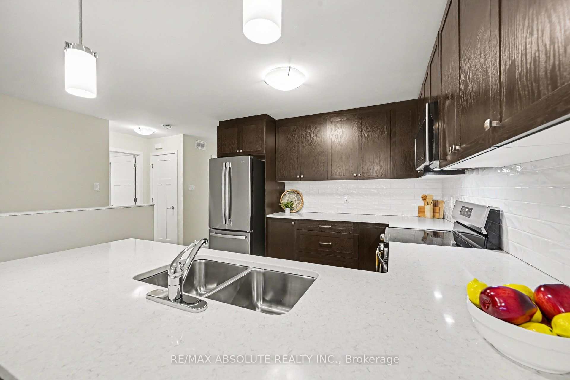 186 Seabert Drive Property Photo 8