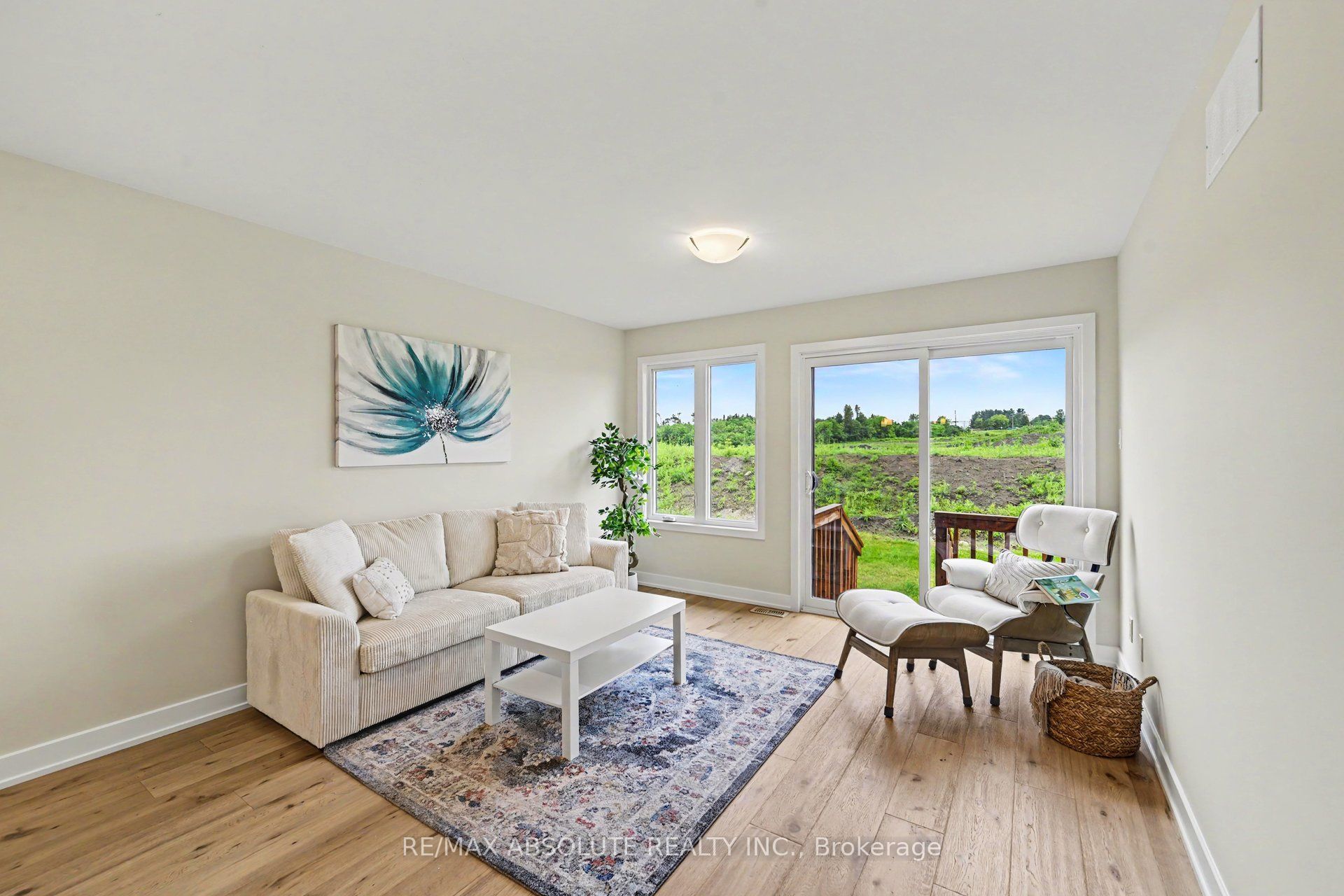 186 Seabert Drive Property Photo 10