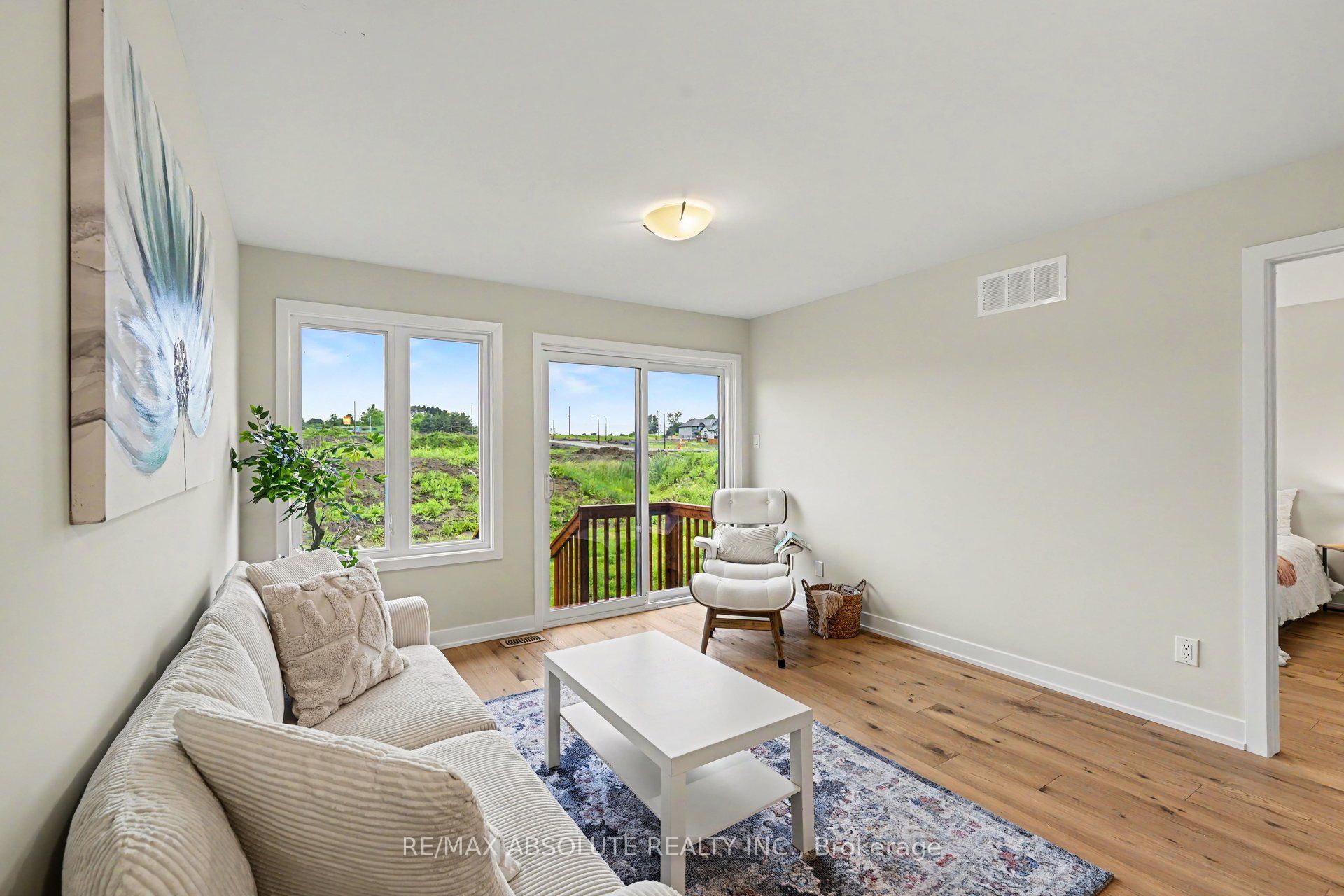 186 Seabert Drive Property Photo 11