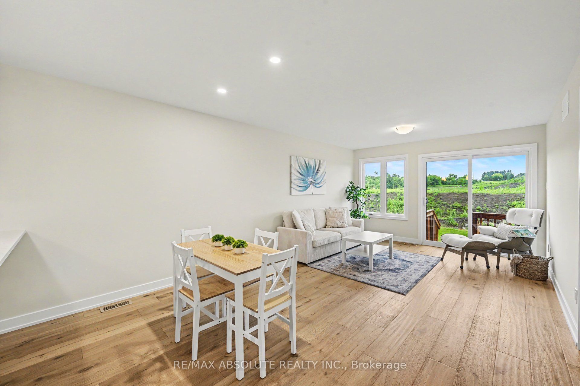 186 Seabert Drive Property Photo 12