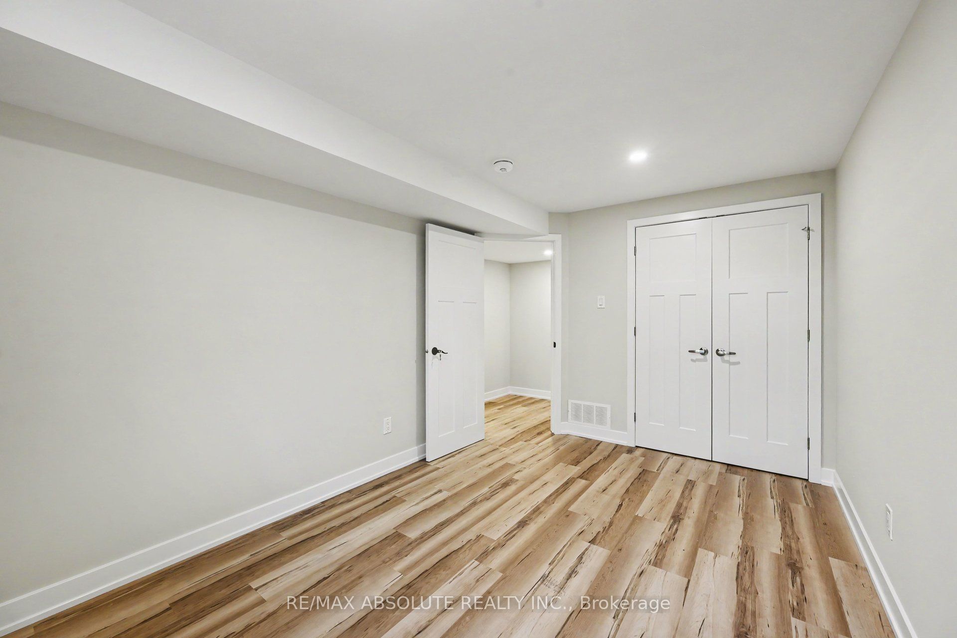 186 Seabert Drive Property Photo 24