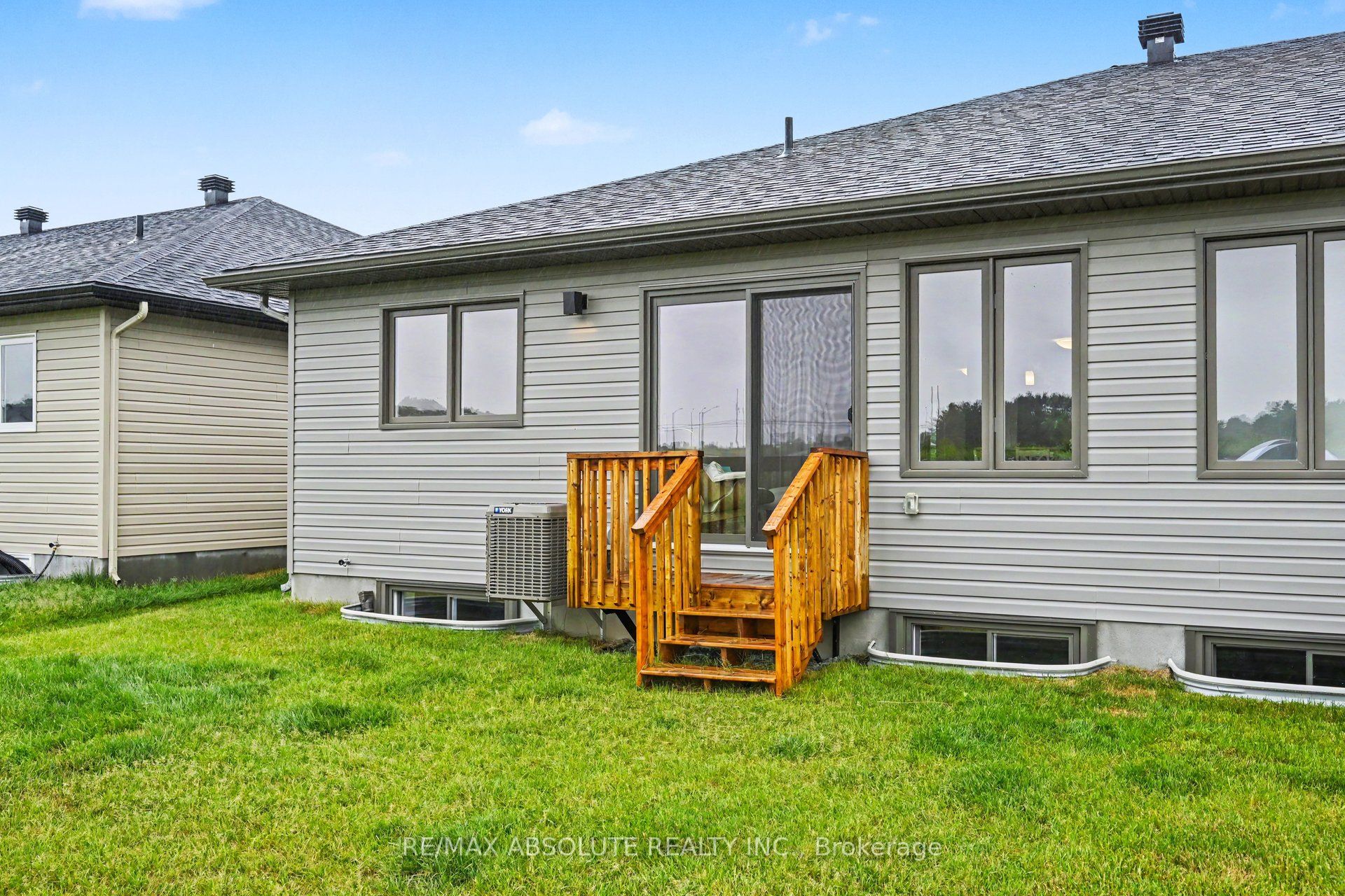 186 Seabert Drive Property Photo 29