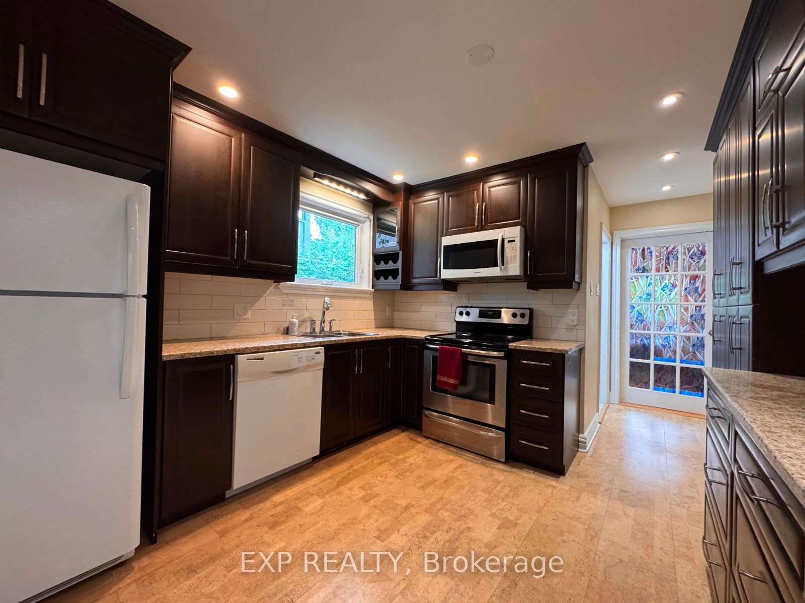 44 Clearview Avenue Property Photo 5