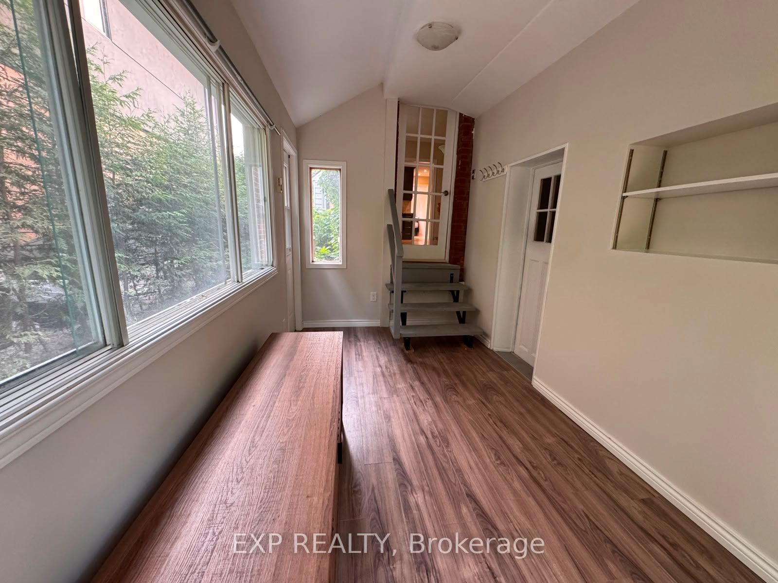 44 Clearview Avenue Property Photo 9