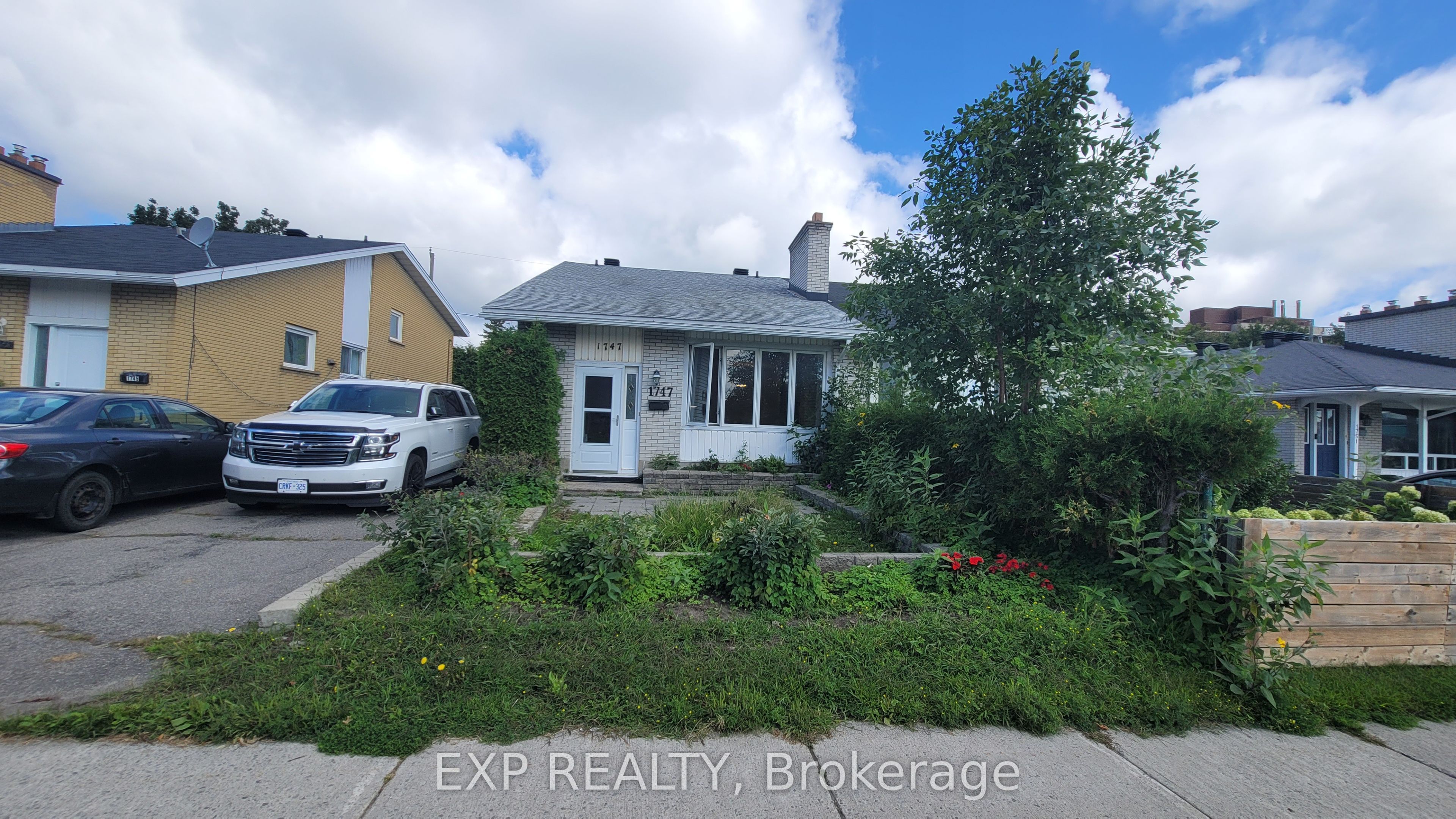 1747 Heron Road