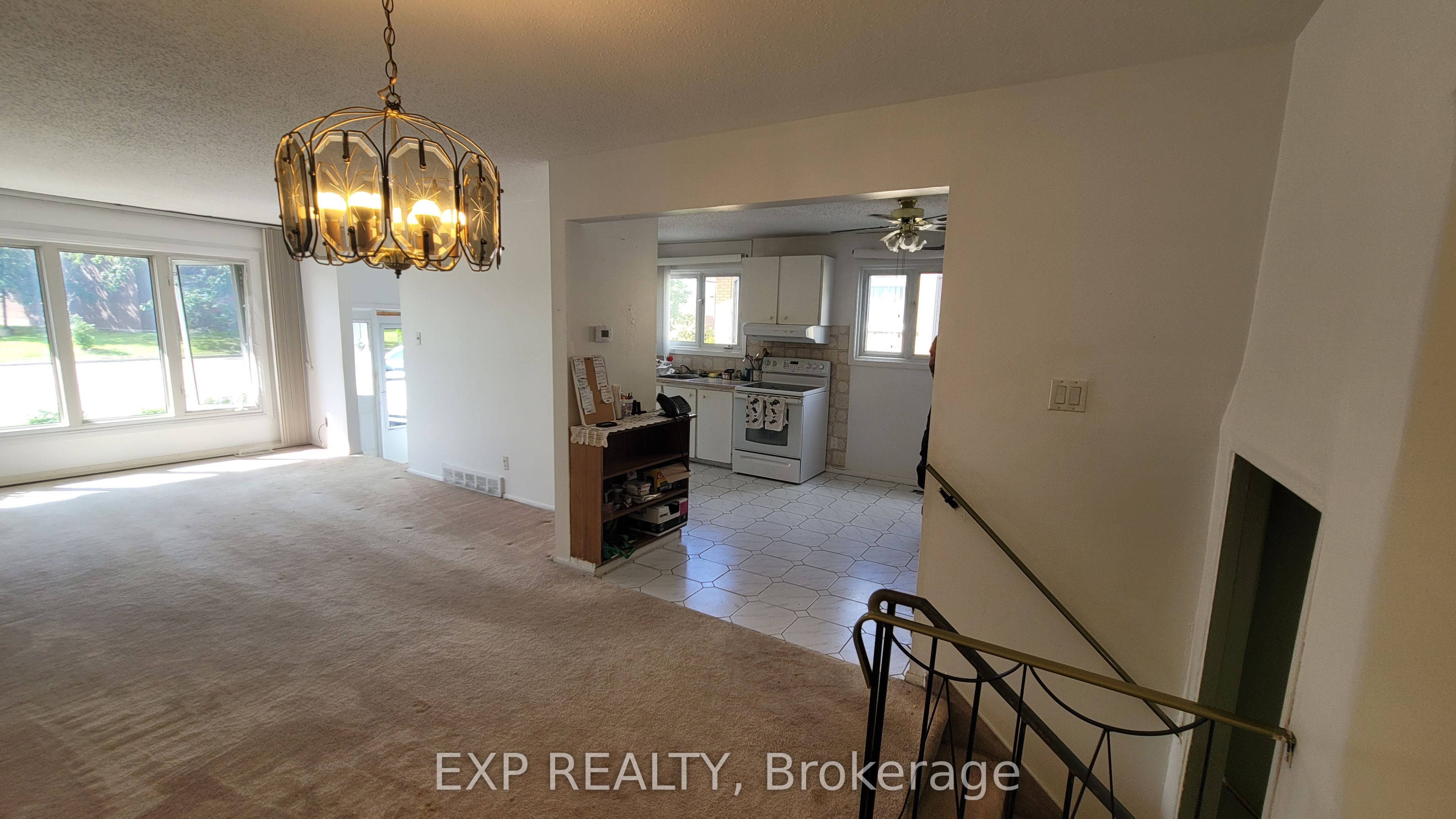 1747 Heron Road Property Photo 6