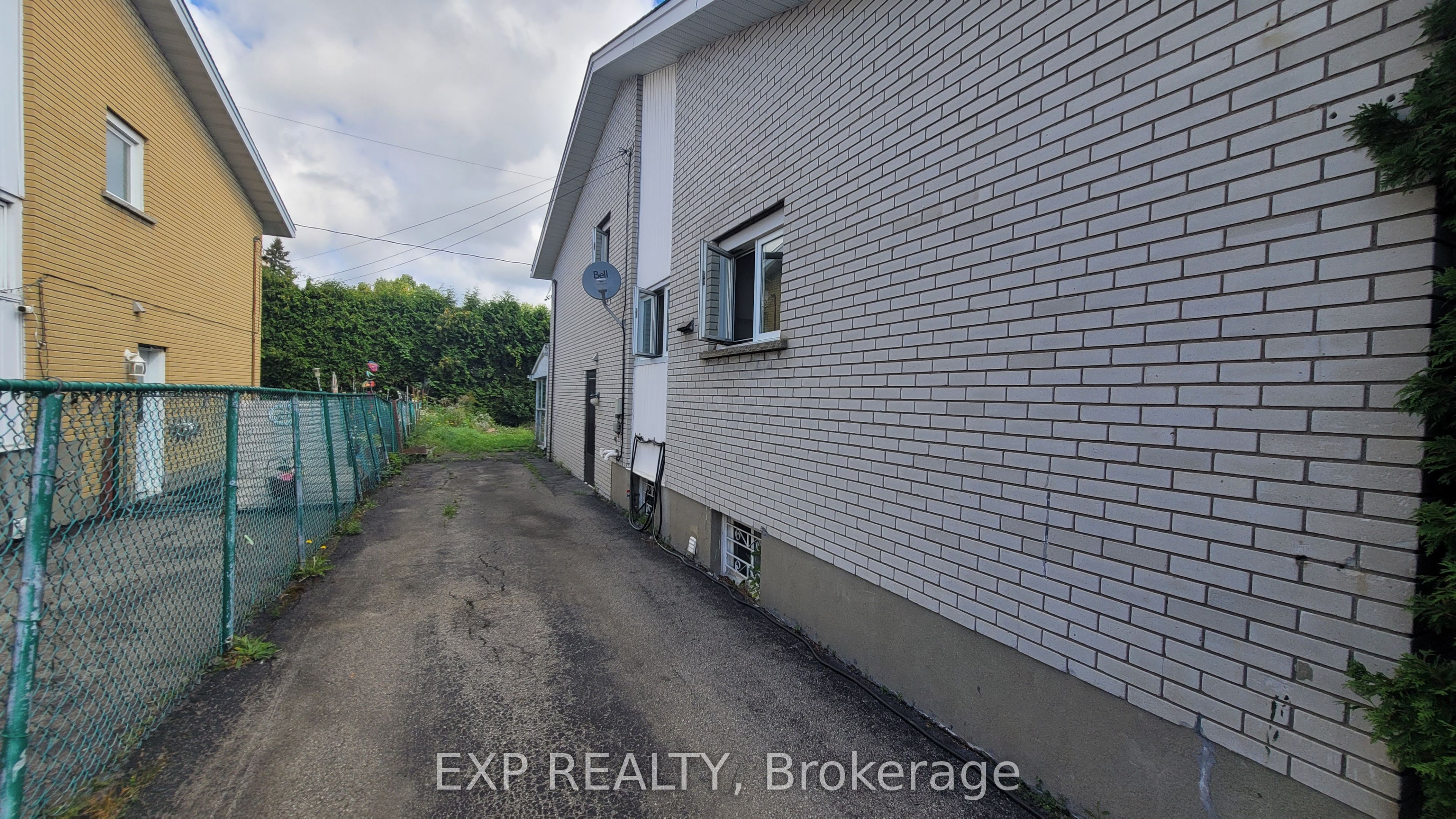 1747 Heron Road Property Photo 33