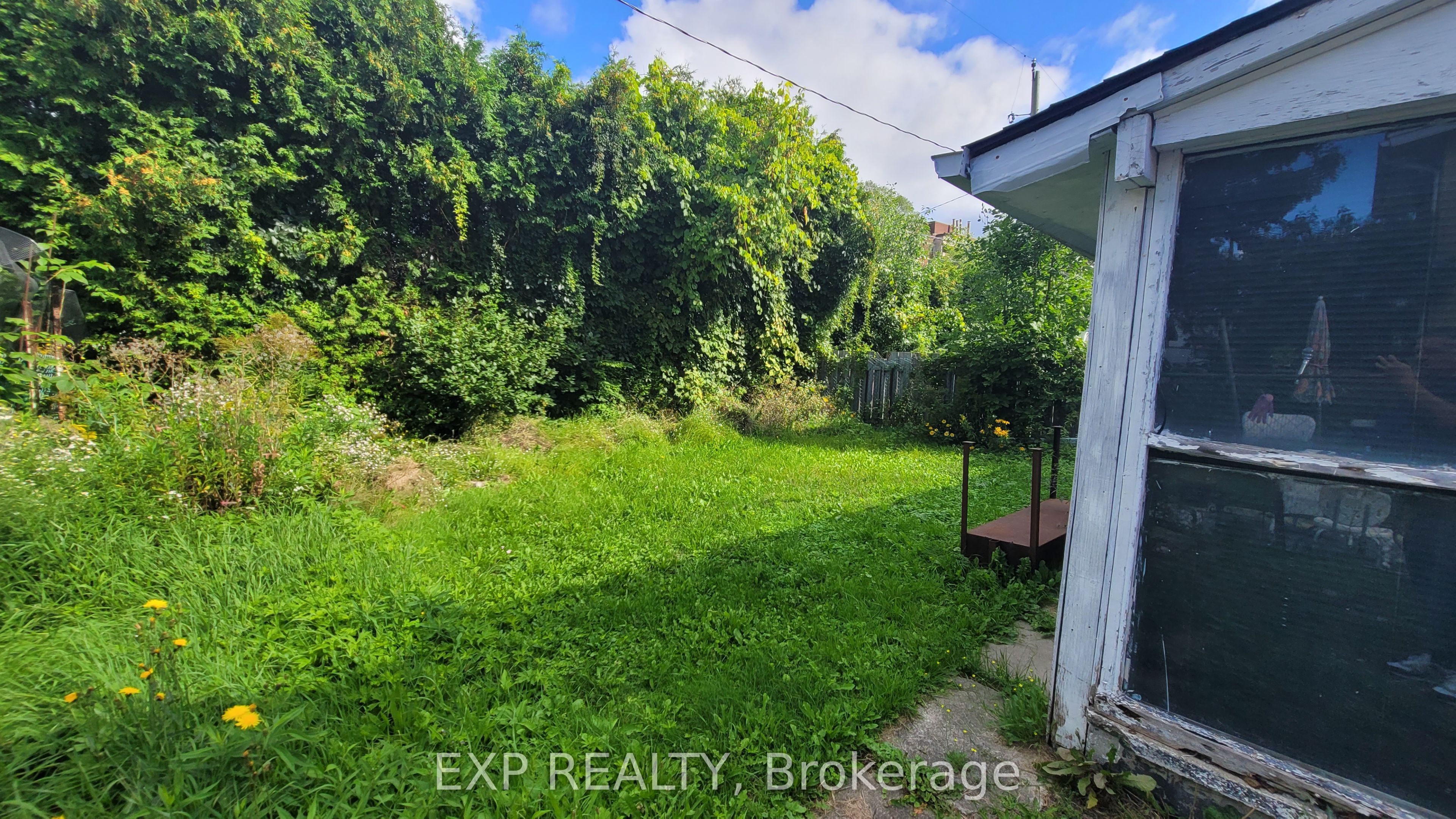 1747 Heron Road Property Photo 34