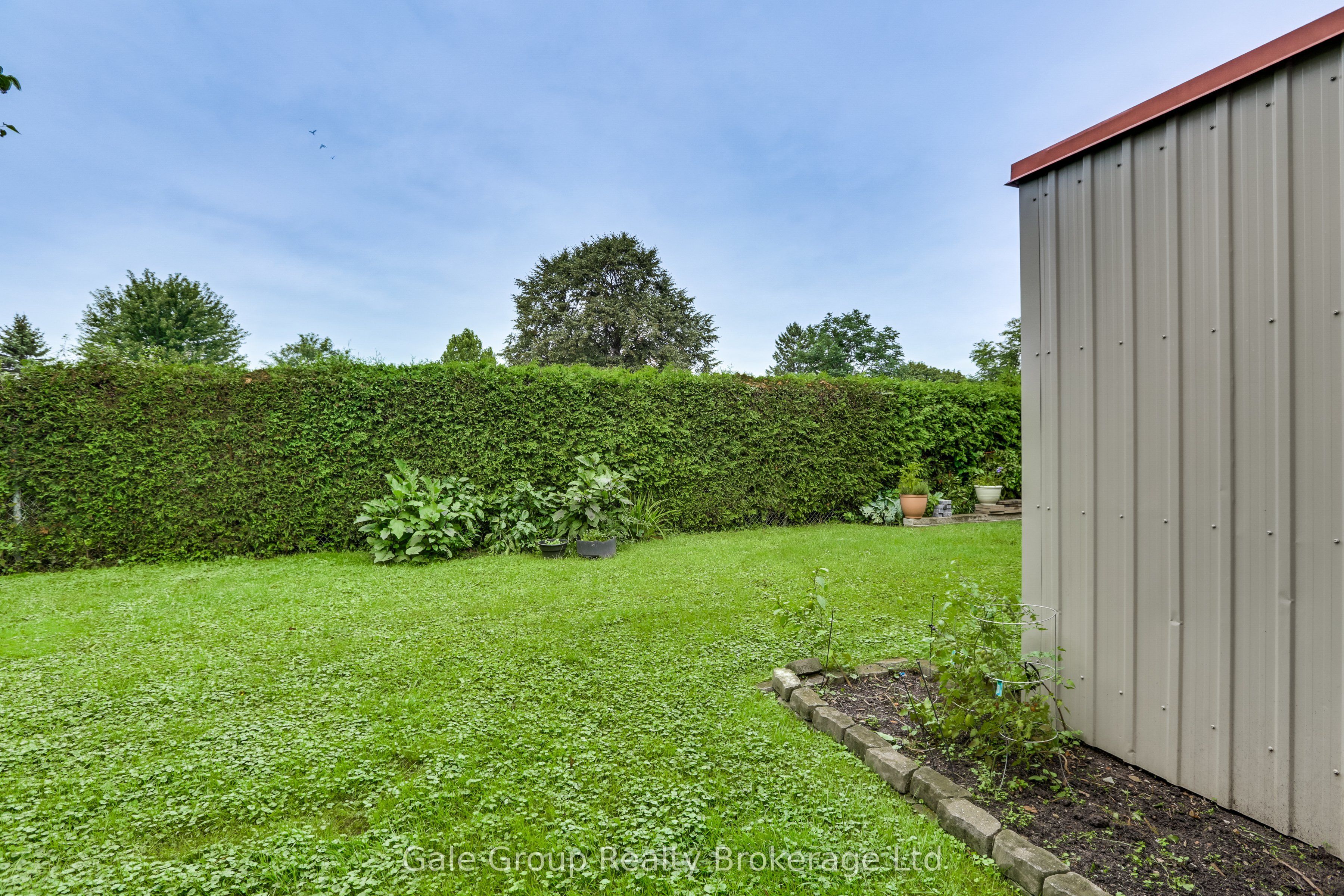105 Springbank Avenue E 9 Property Photo 32