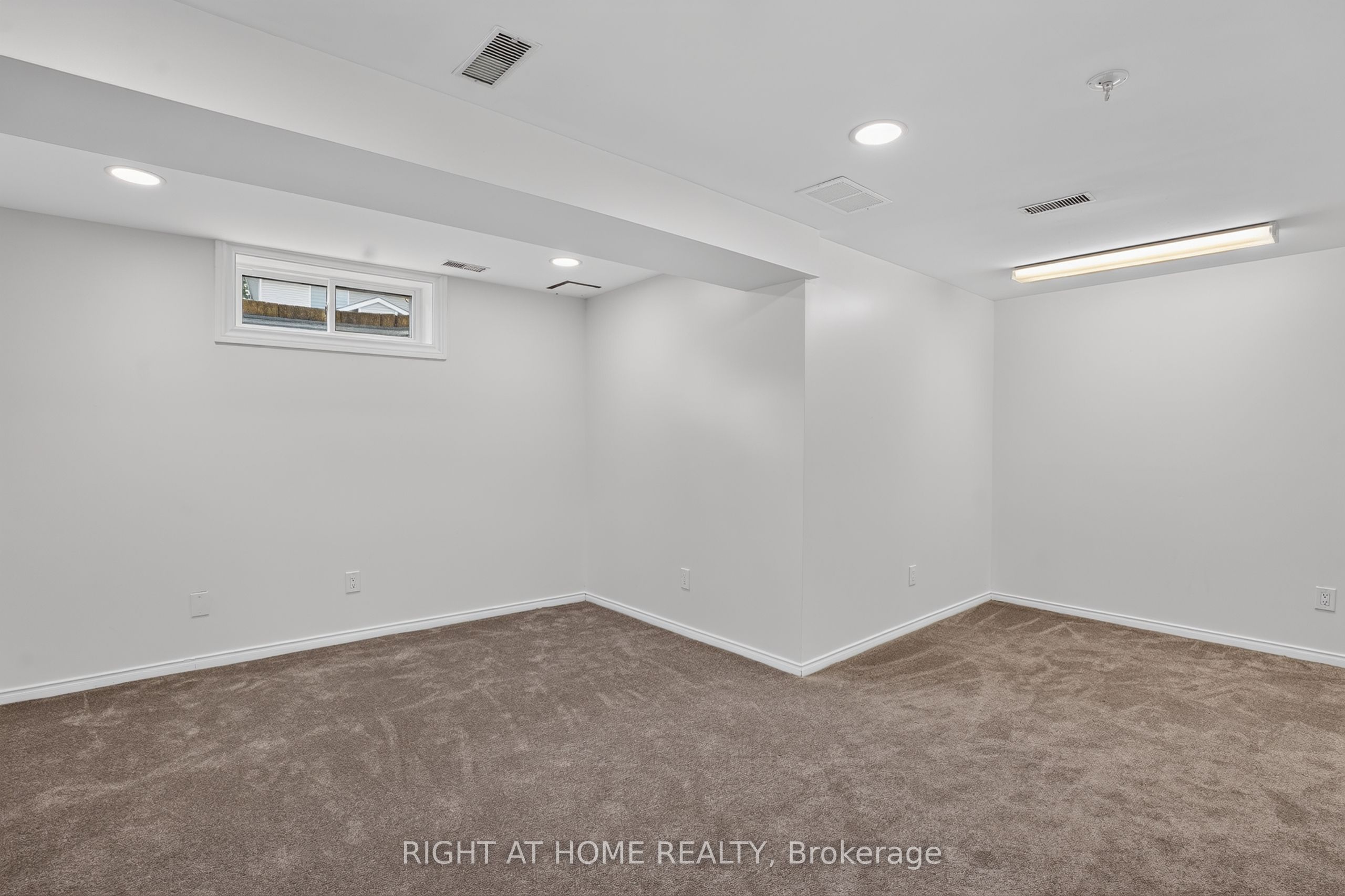 32 Saffron Court Property Photo 32