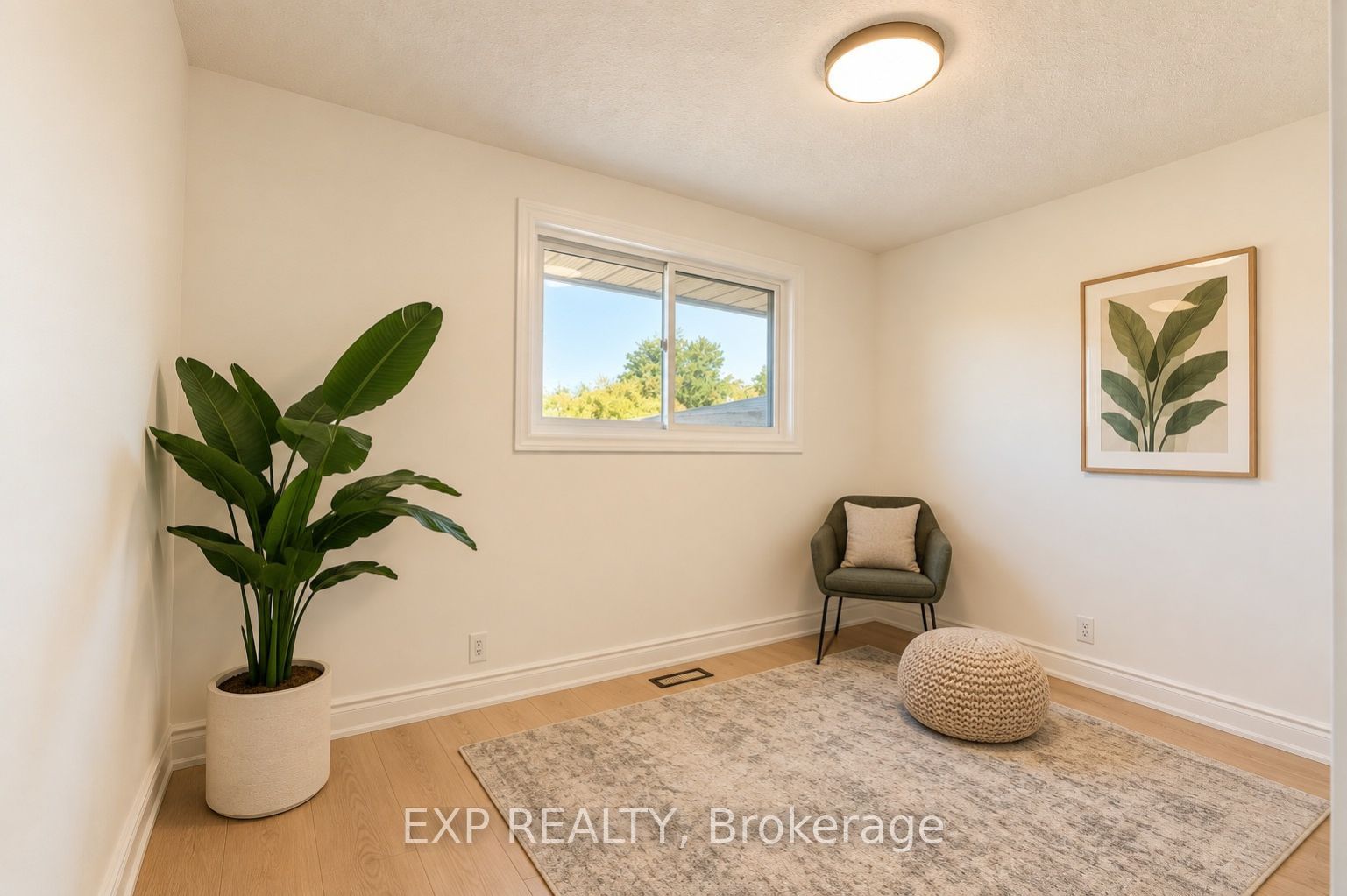 1240 Montrose Avenue Property Photo 14