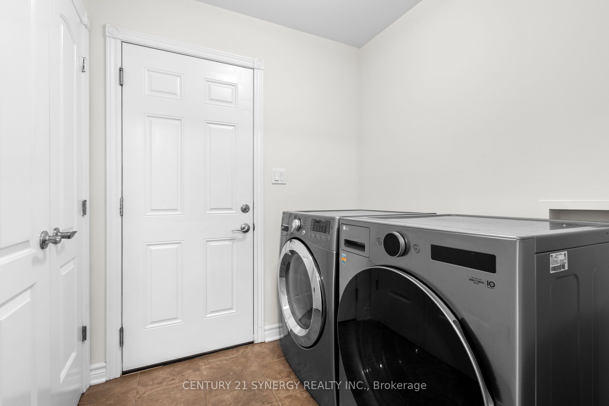 7 Westerra Way Property Photo 18