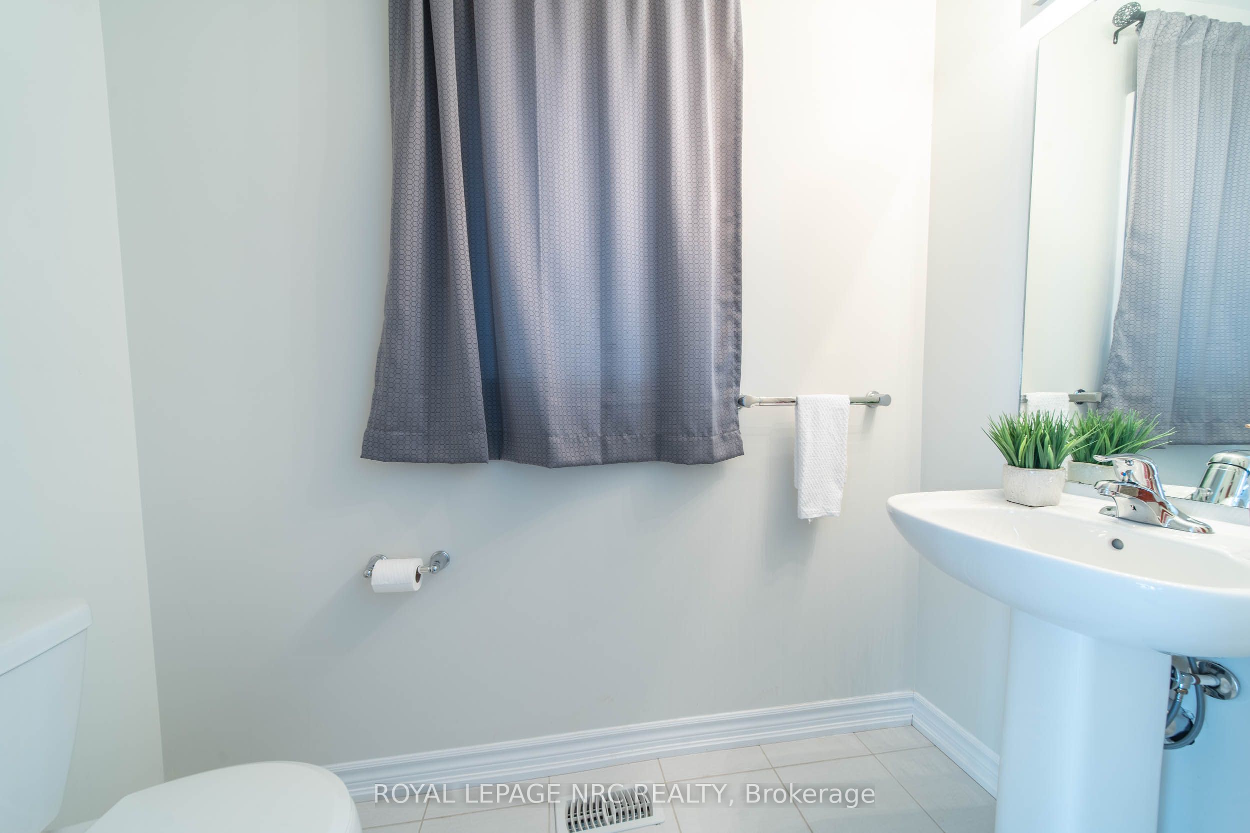 97 Tumblewood Place Property Photo 14