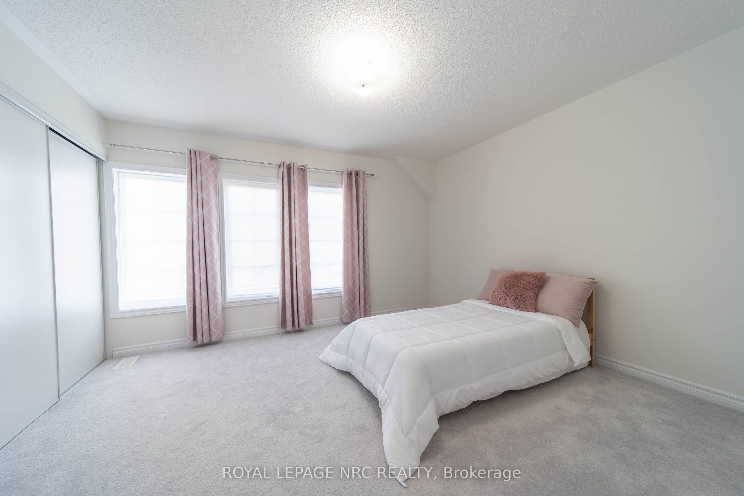 97 Tumblewood Place Property Photo 20