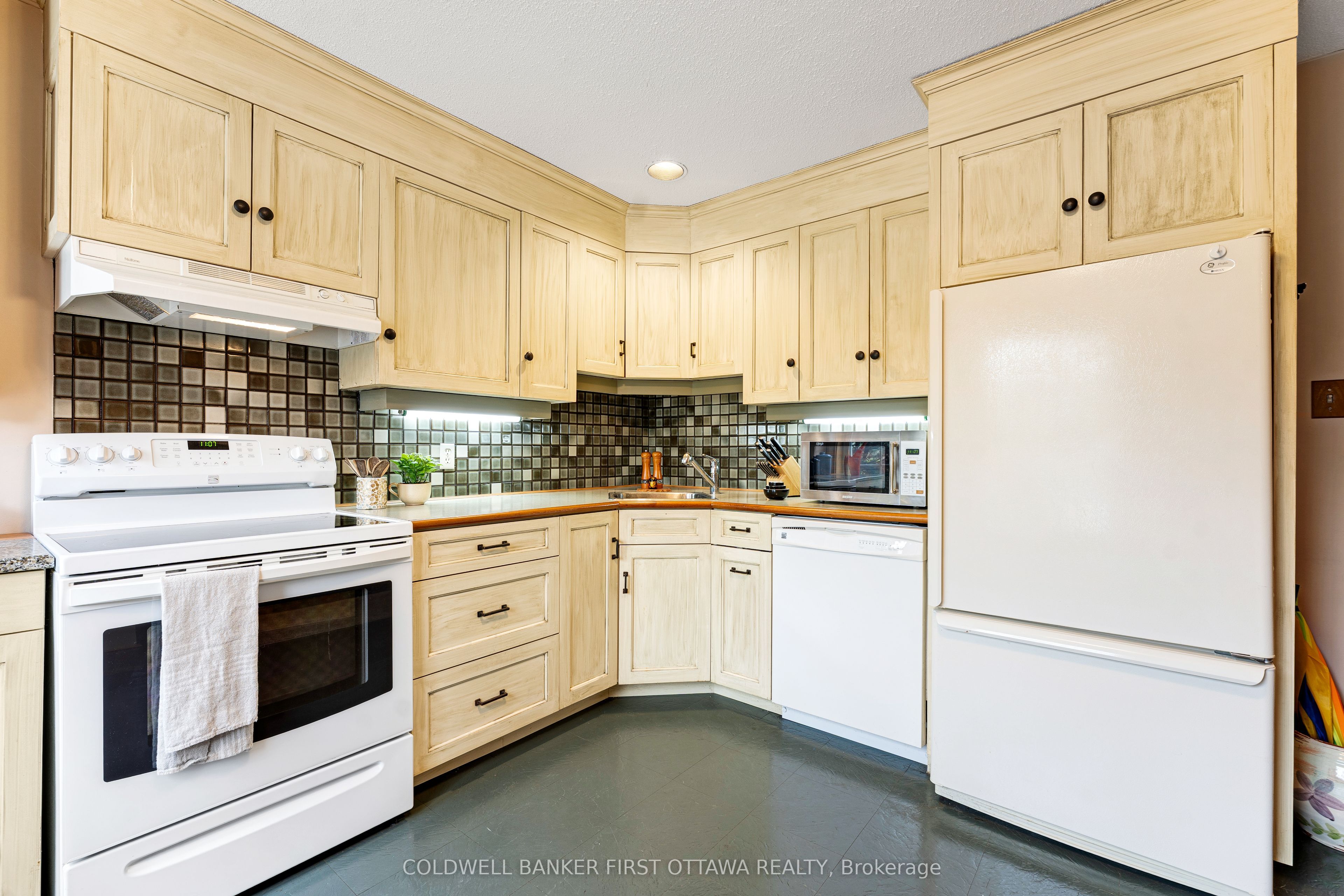 7a Lewis Street Property Photo 14