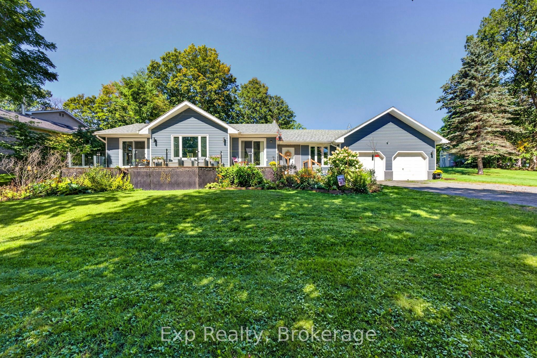1745 Lazier Road Property Photo 1