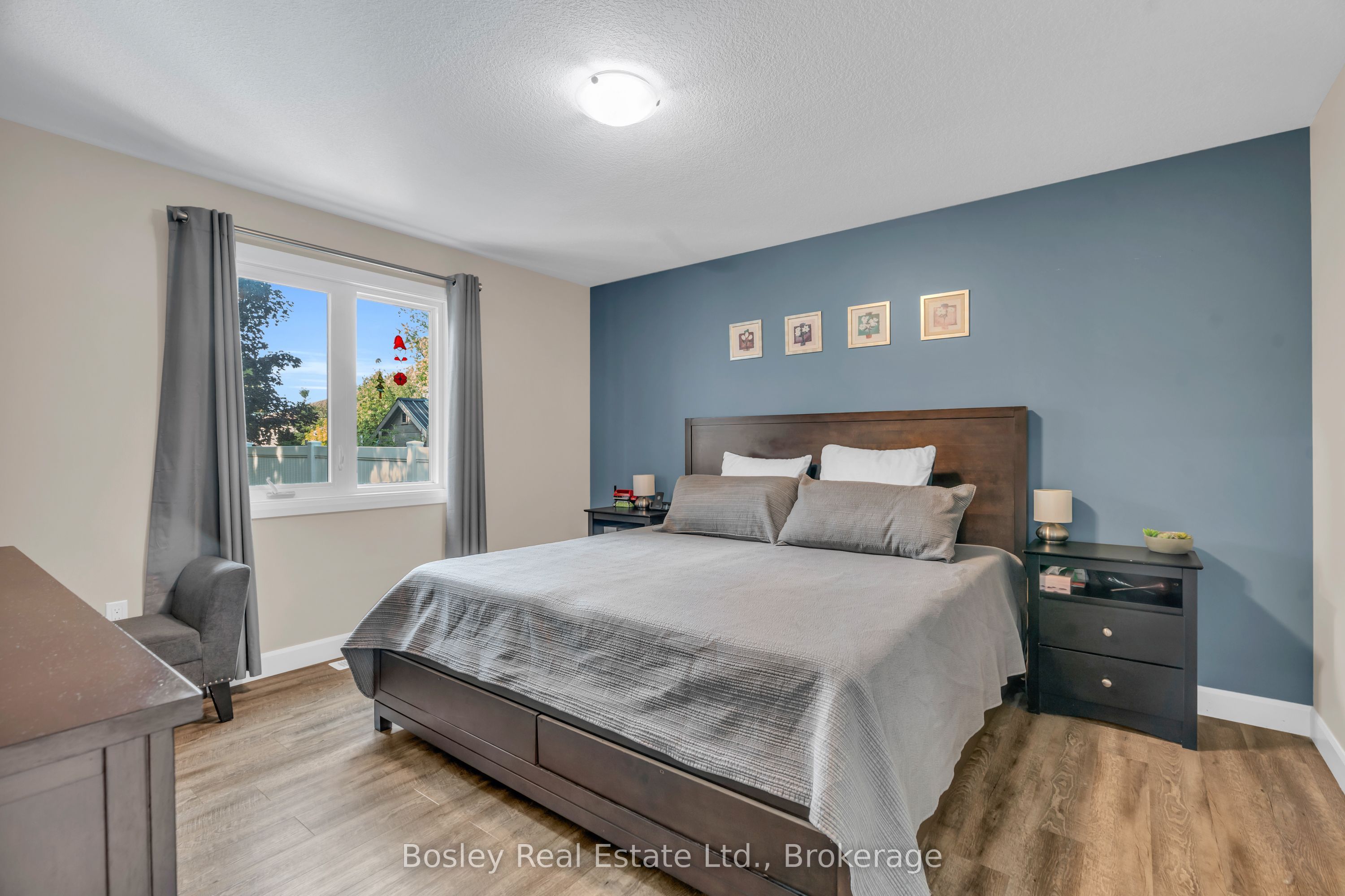 420 Victoria Street Property Photo 9