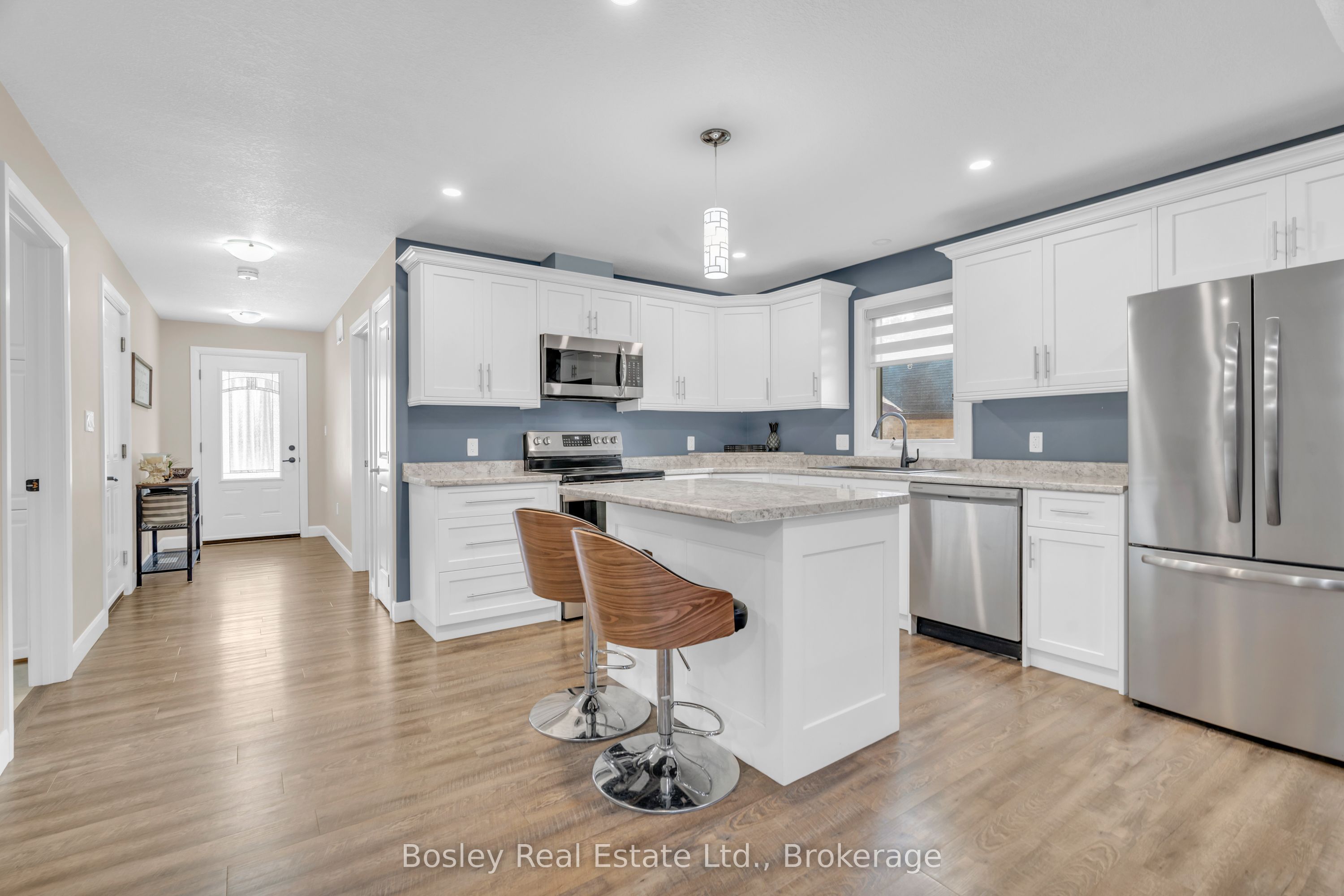 420 Victoria Street Property Photo 11