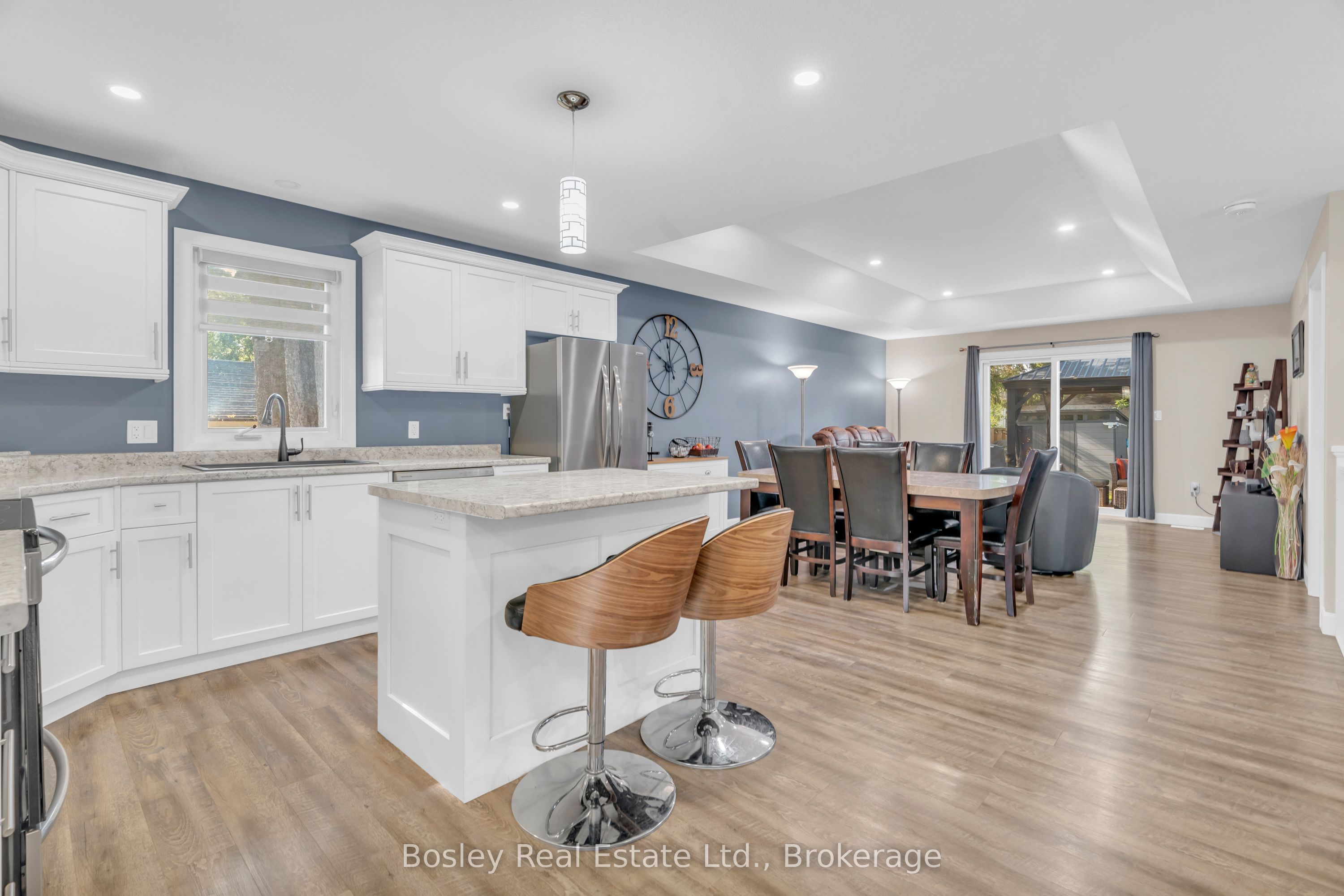 420 Victoria Street Property Photo 12
