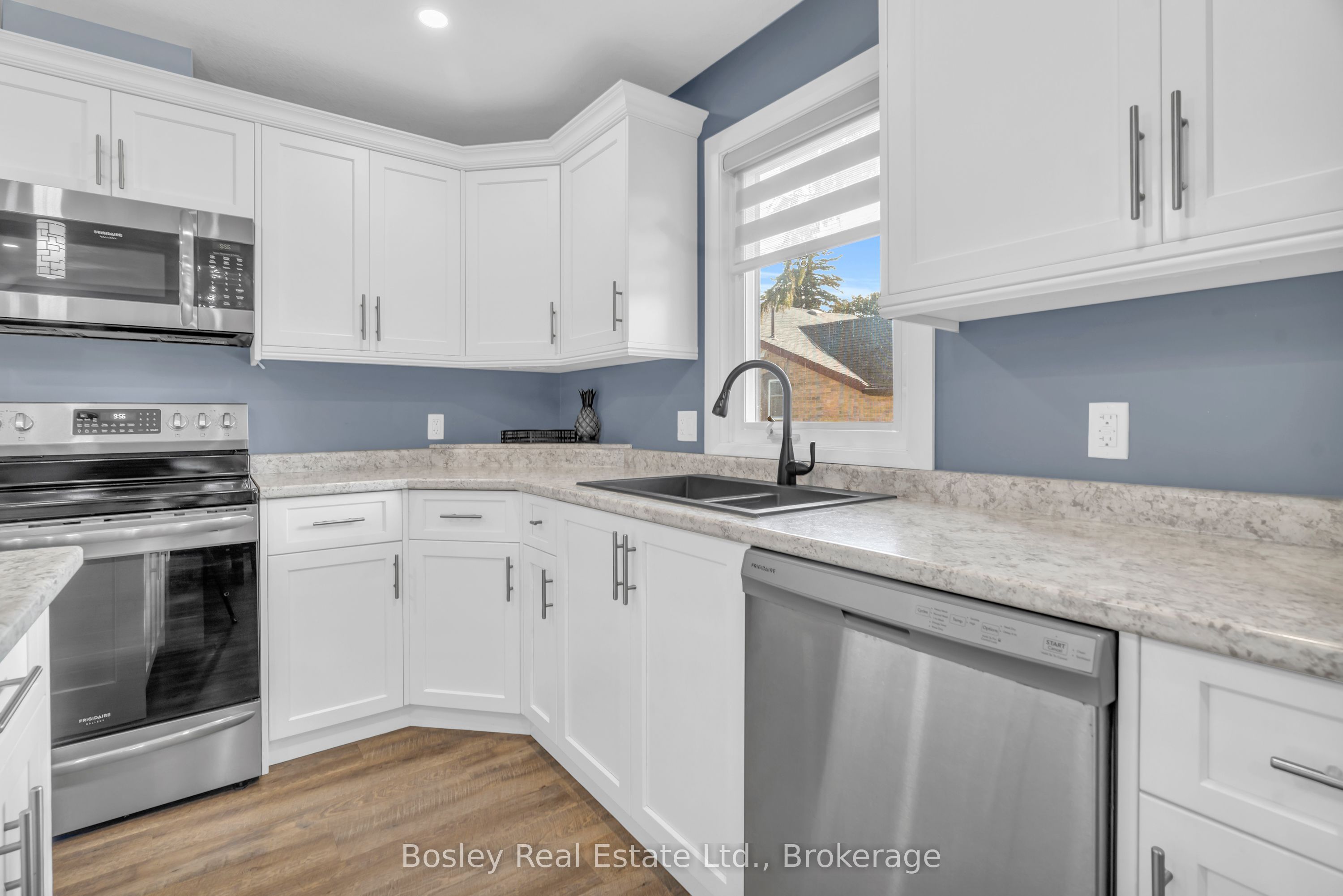 420 Victoria Street Property Photo 13