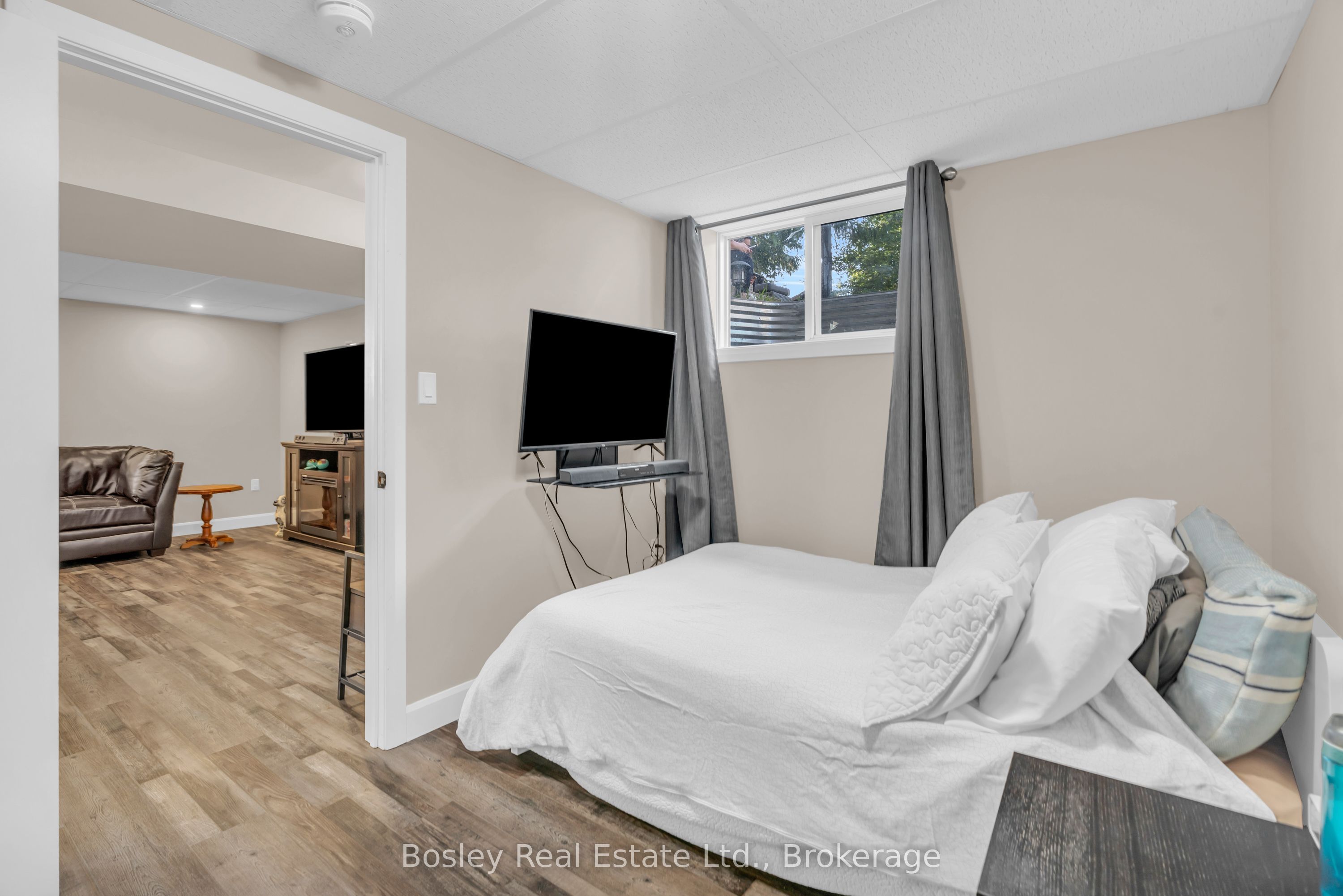 420 Victoria Street Property Photo 19