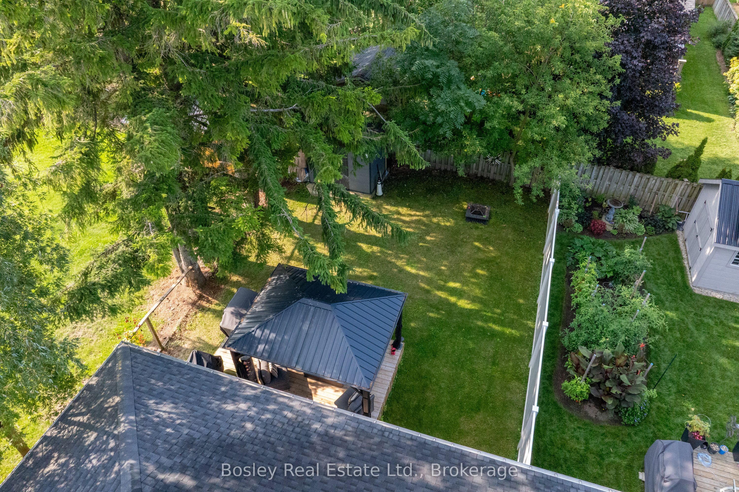 420 Victoria Street Property Photo 37