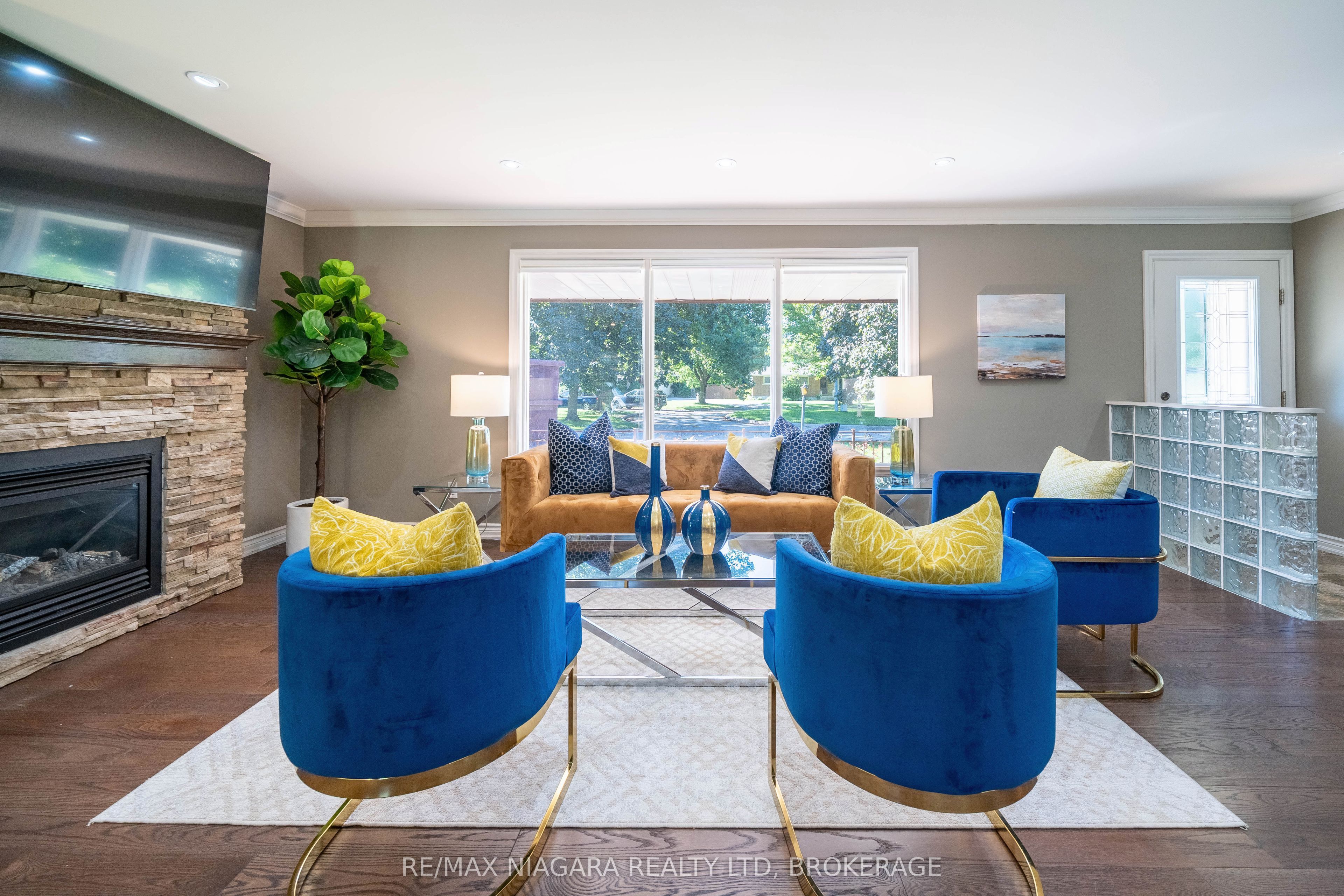 8 Fernwood Terrace Property Photo 8